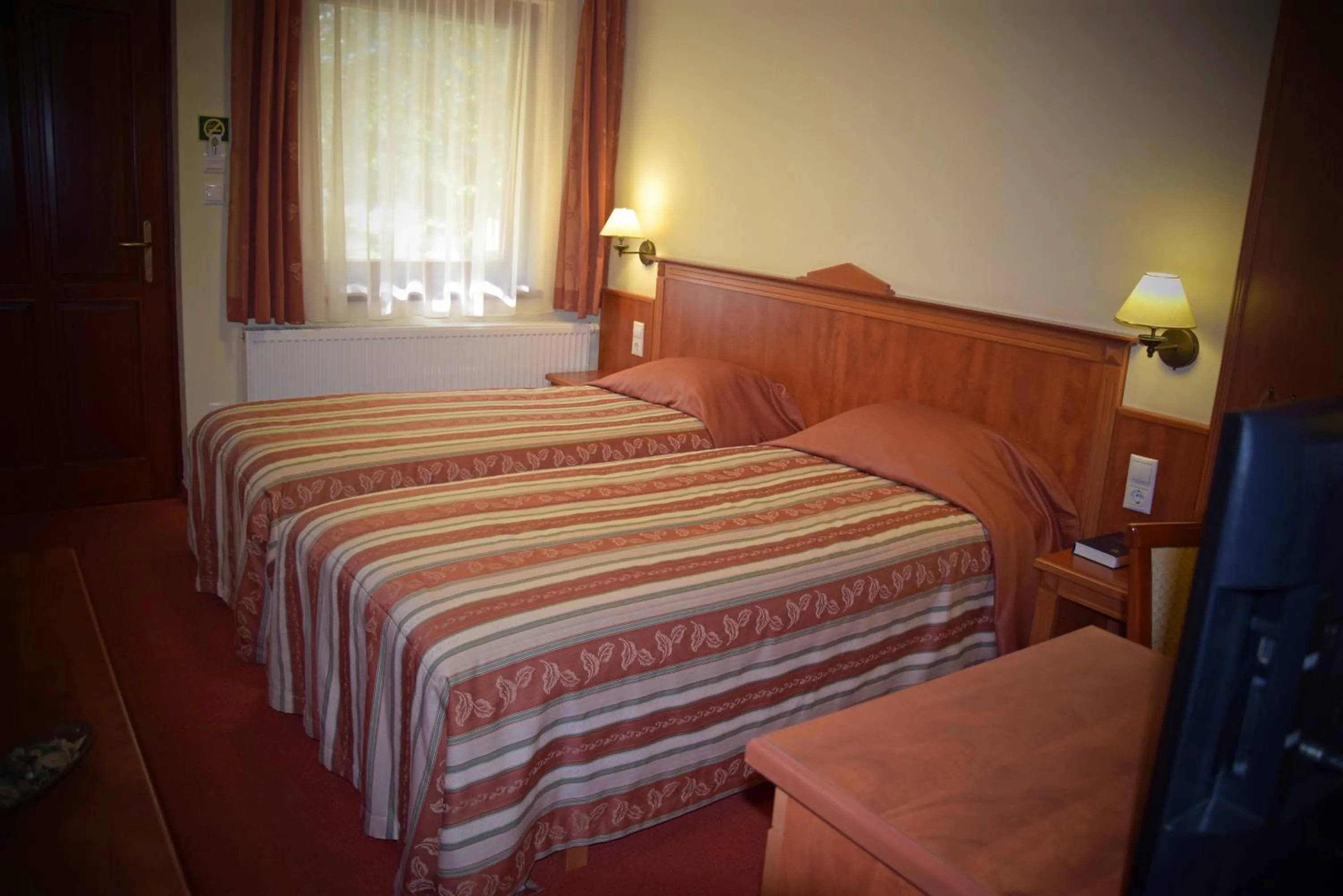 Bedroom, Bed in Geréby Kúria Hotel és Lovasudvar