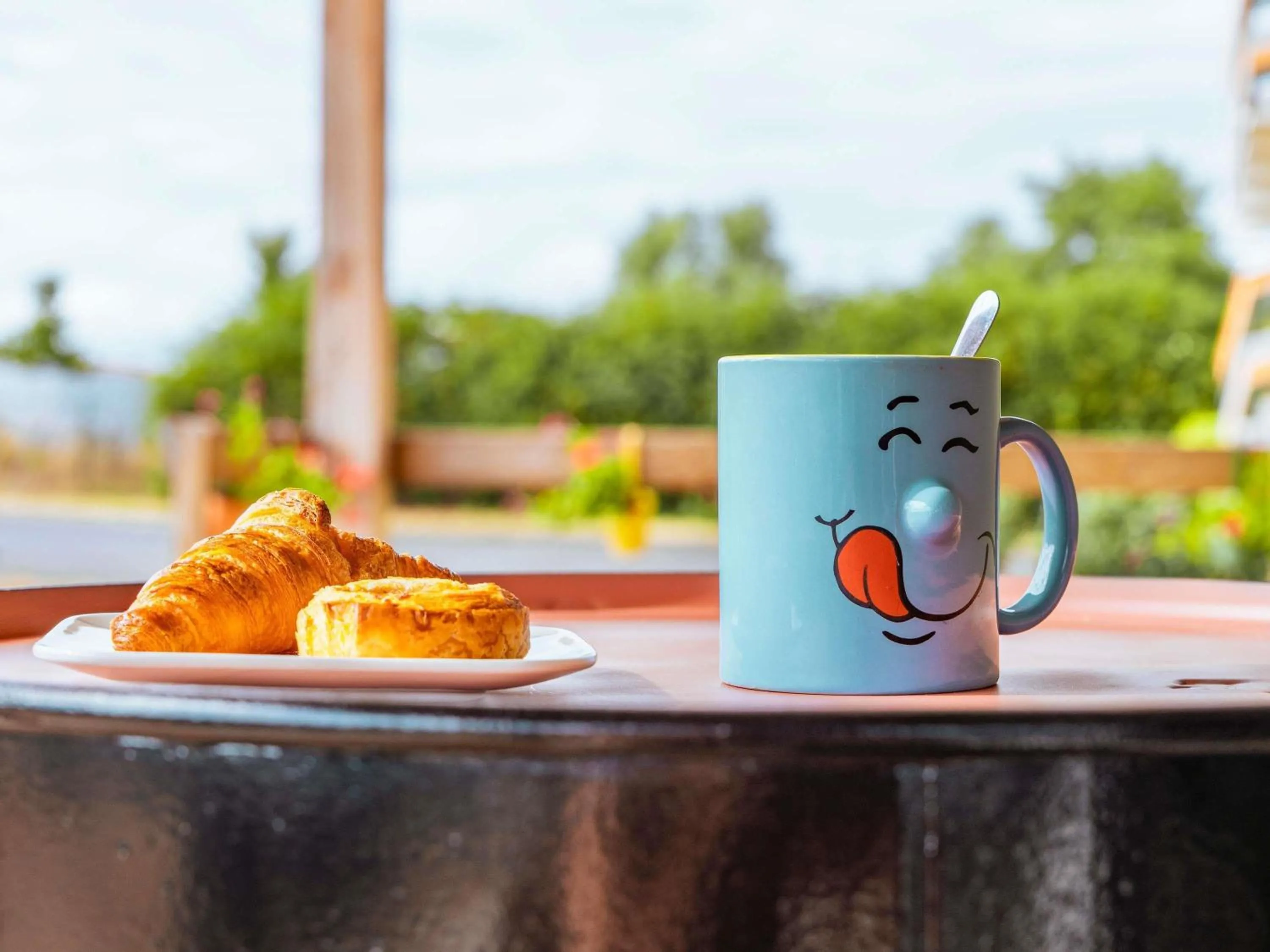 Property building in greet Hotel Belleville en Beaujolais A6