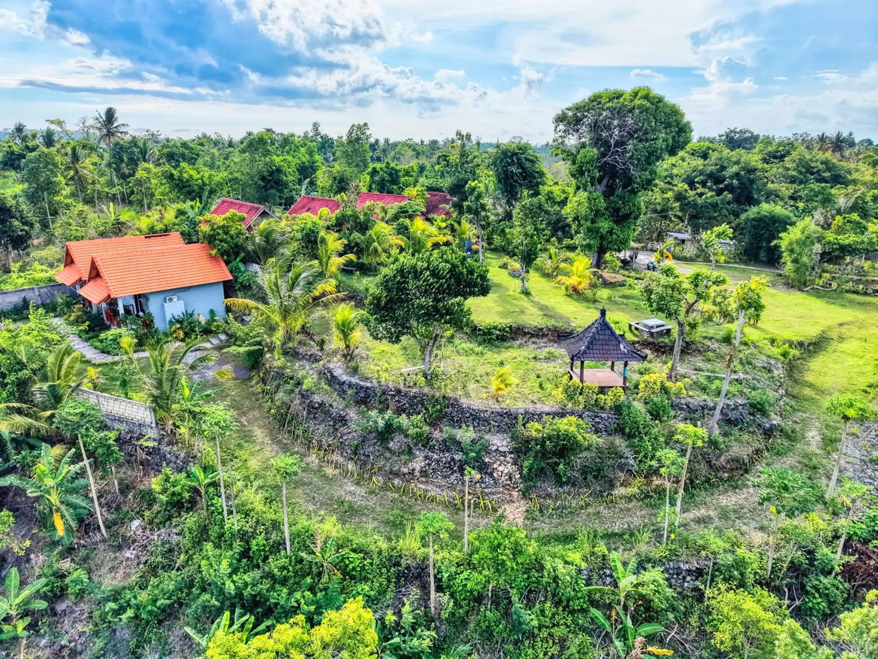 Property building in Ayu Hill Bungalows Property building in Ayu Hill Bungalows