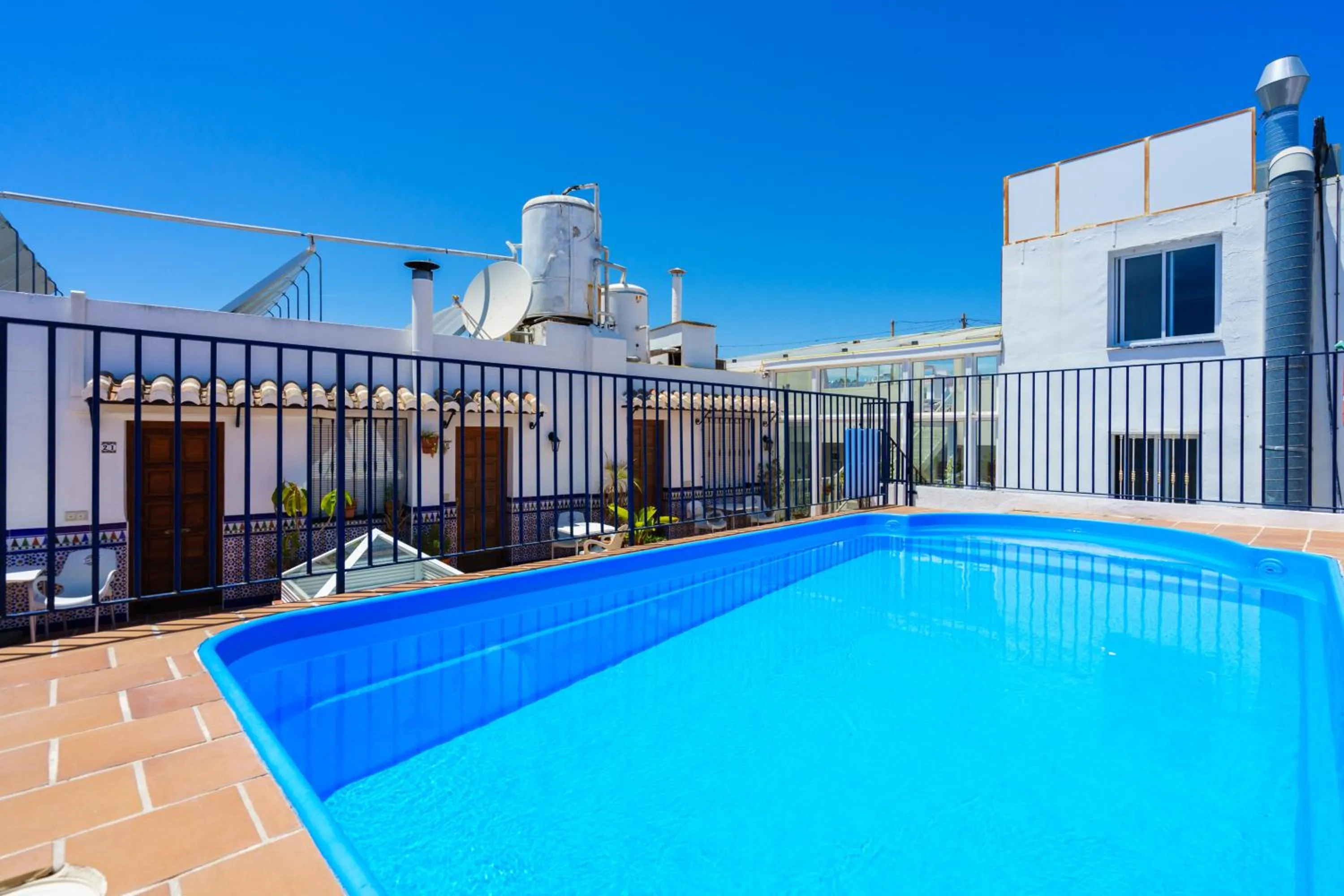 Swimming pool in Apartamentos Pepe Mesa