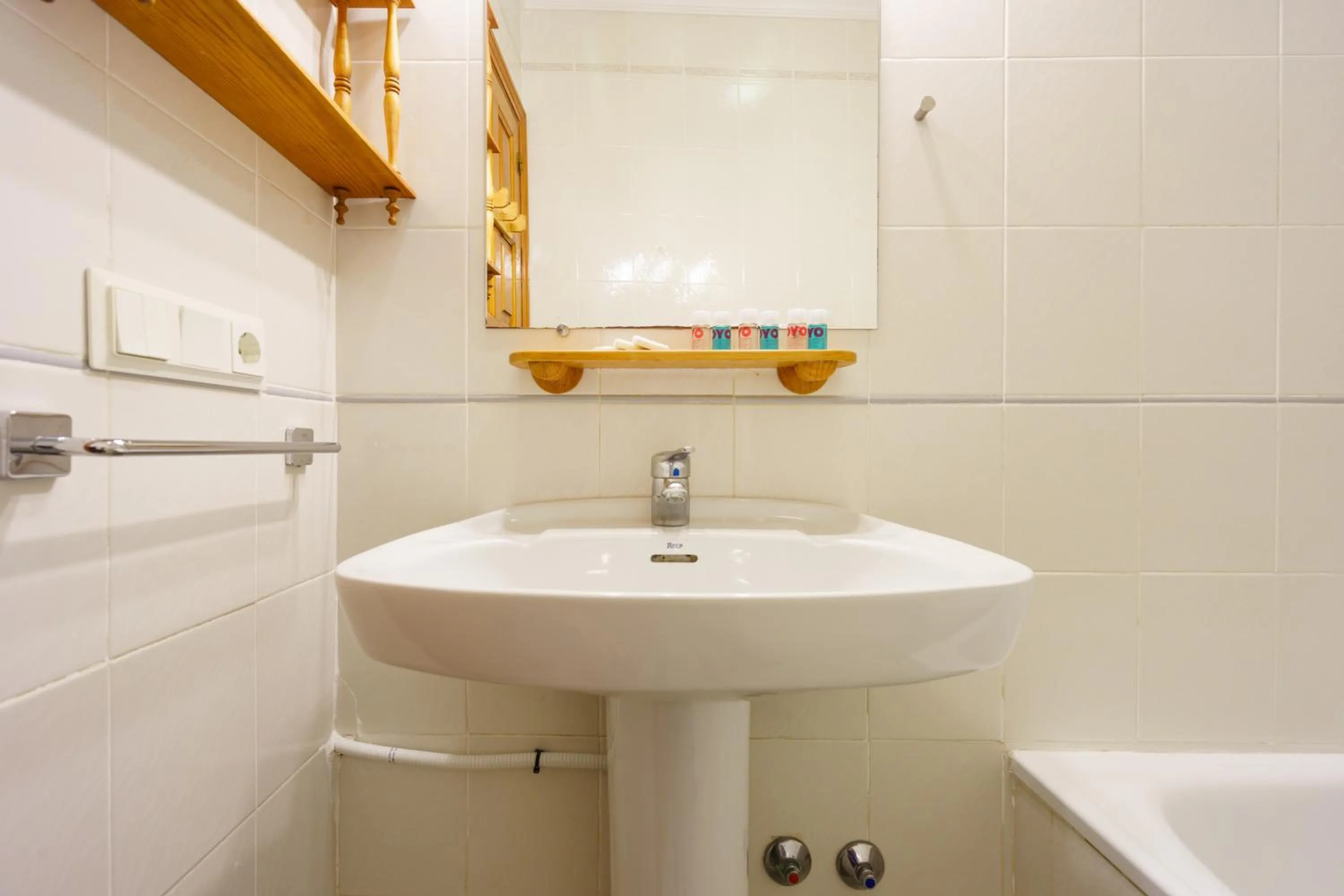 Bathroom in Apartamentos Pepe Mesa