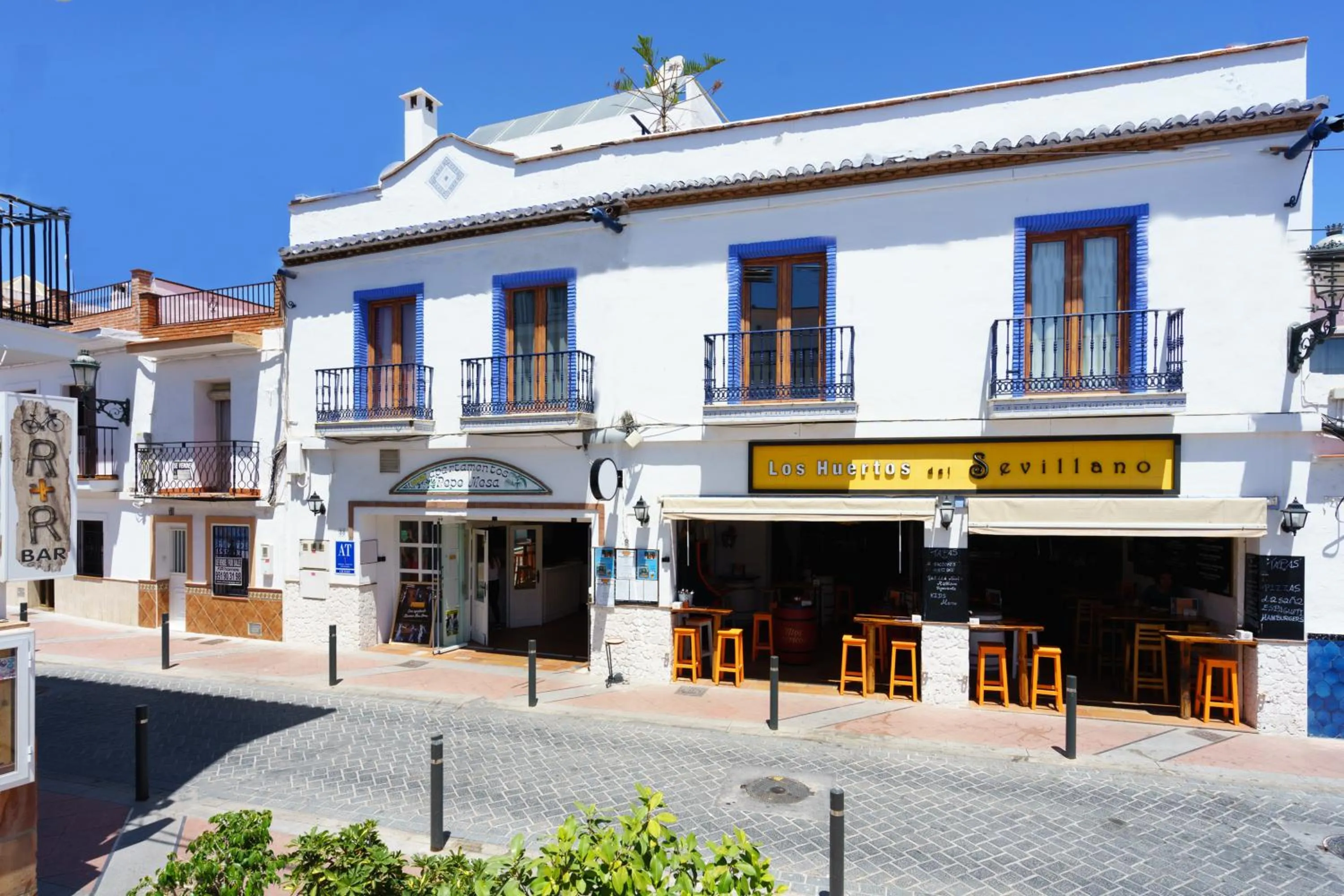 Facade/entrance in Apartamentos Pepe Mesa