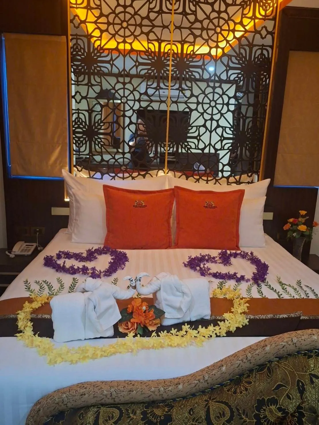 Bed in BAB ALHARA HOTEL