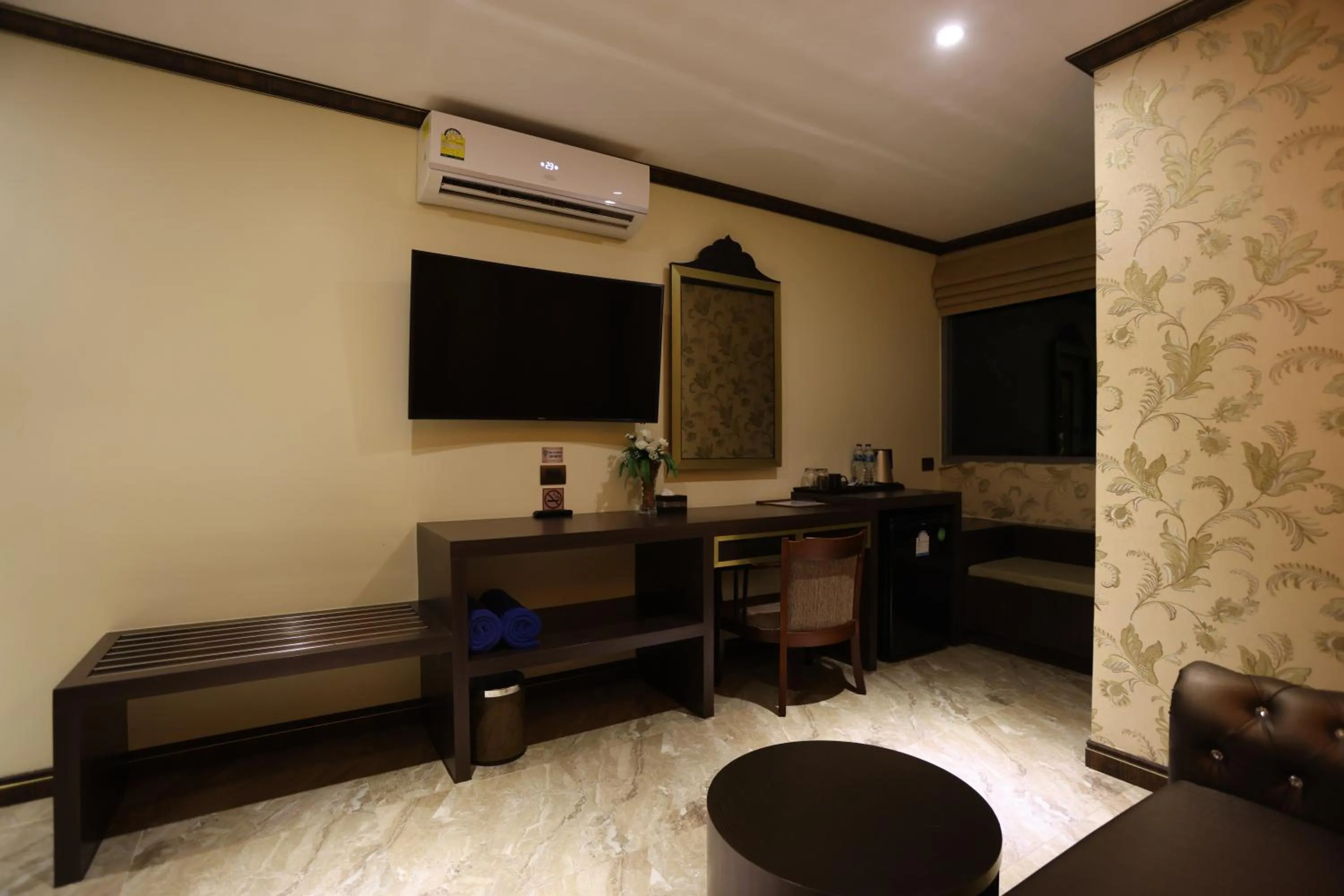 TV and multimedia in BAB ALHARA HOTEL