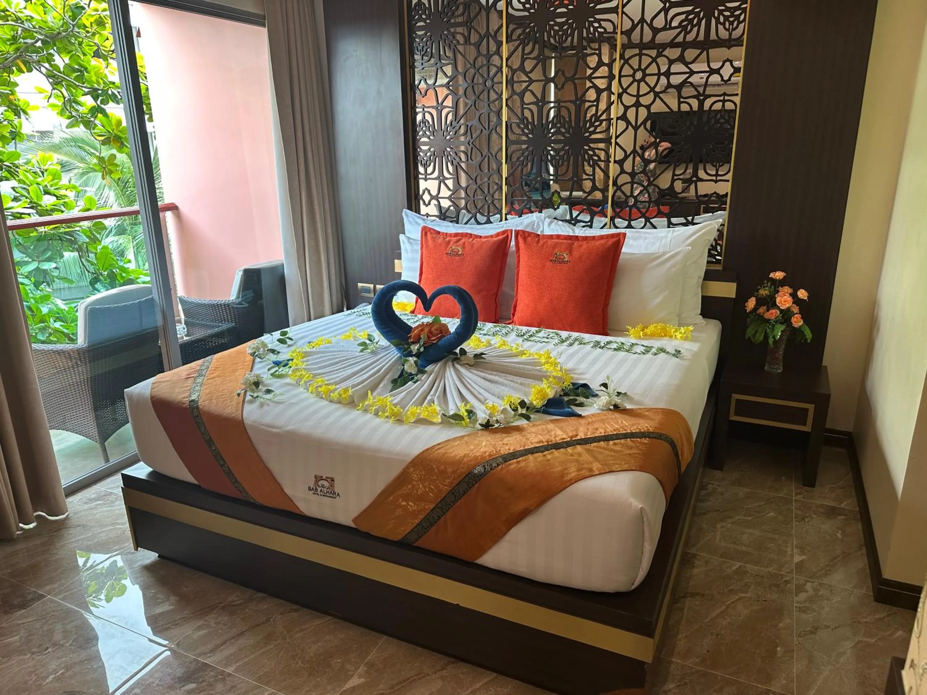 Bed in BAB ALHARA HOTEL