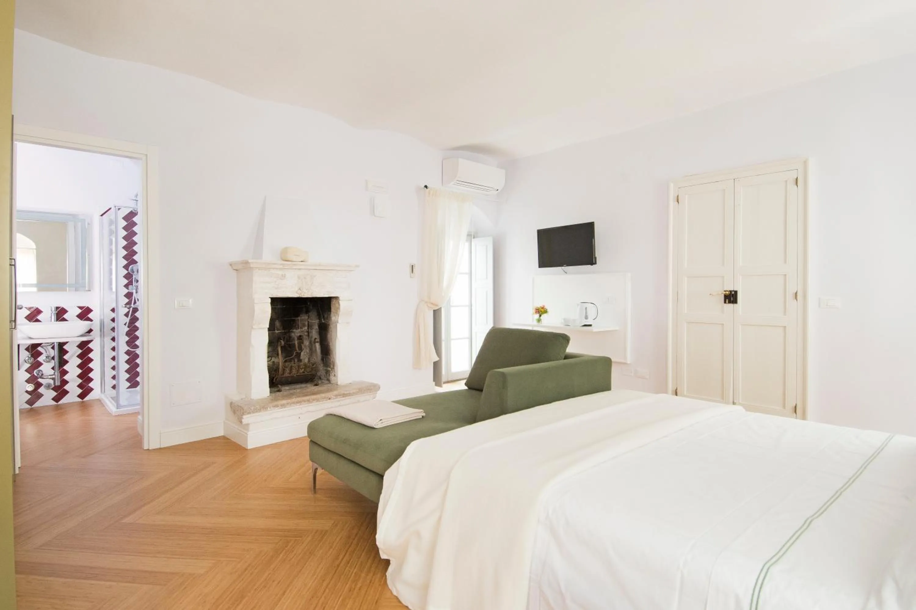 TV and multimedia in Dimora Cummà Marì