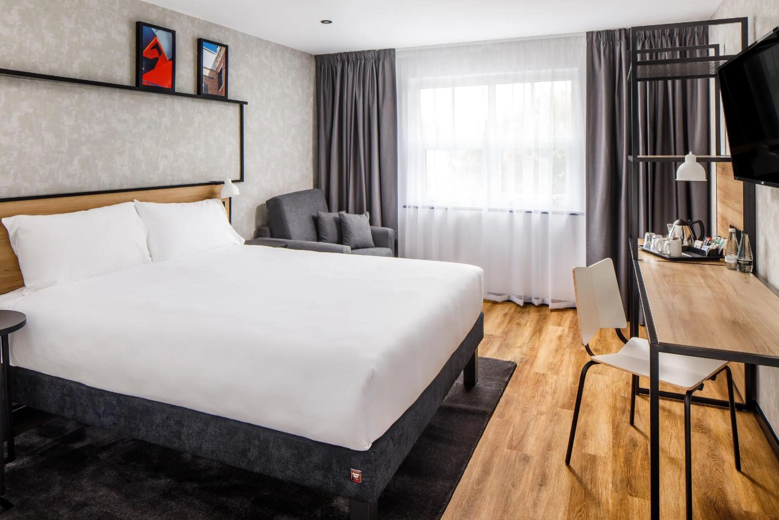 Bed in ibis Wakefield East-Castleford