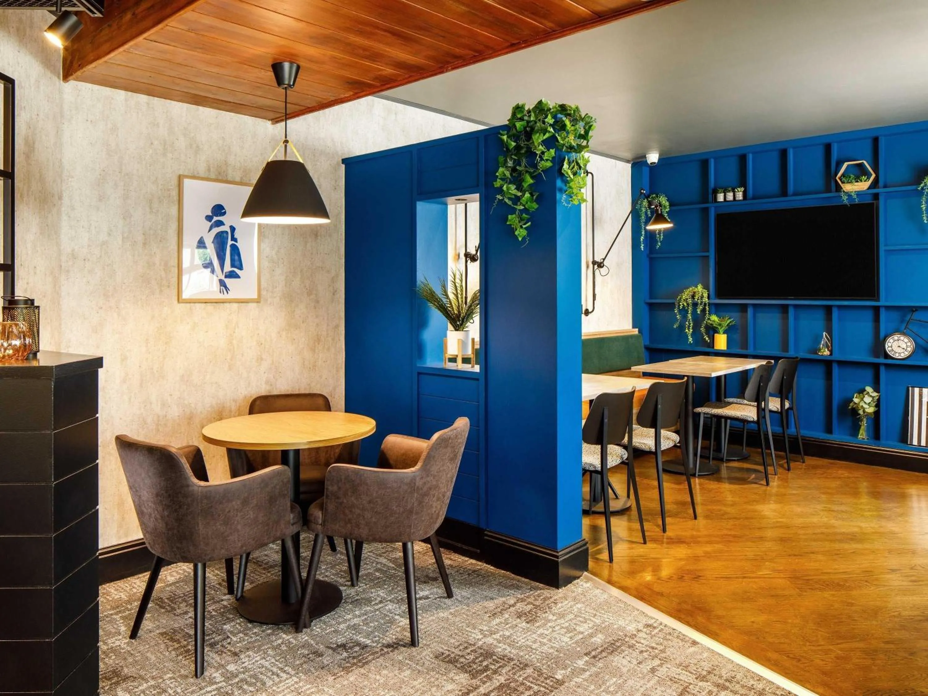 Restaurant/places to eat in ibis Wakefield East-Castleford