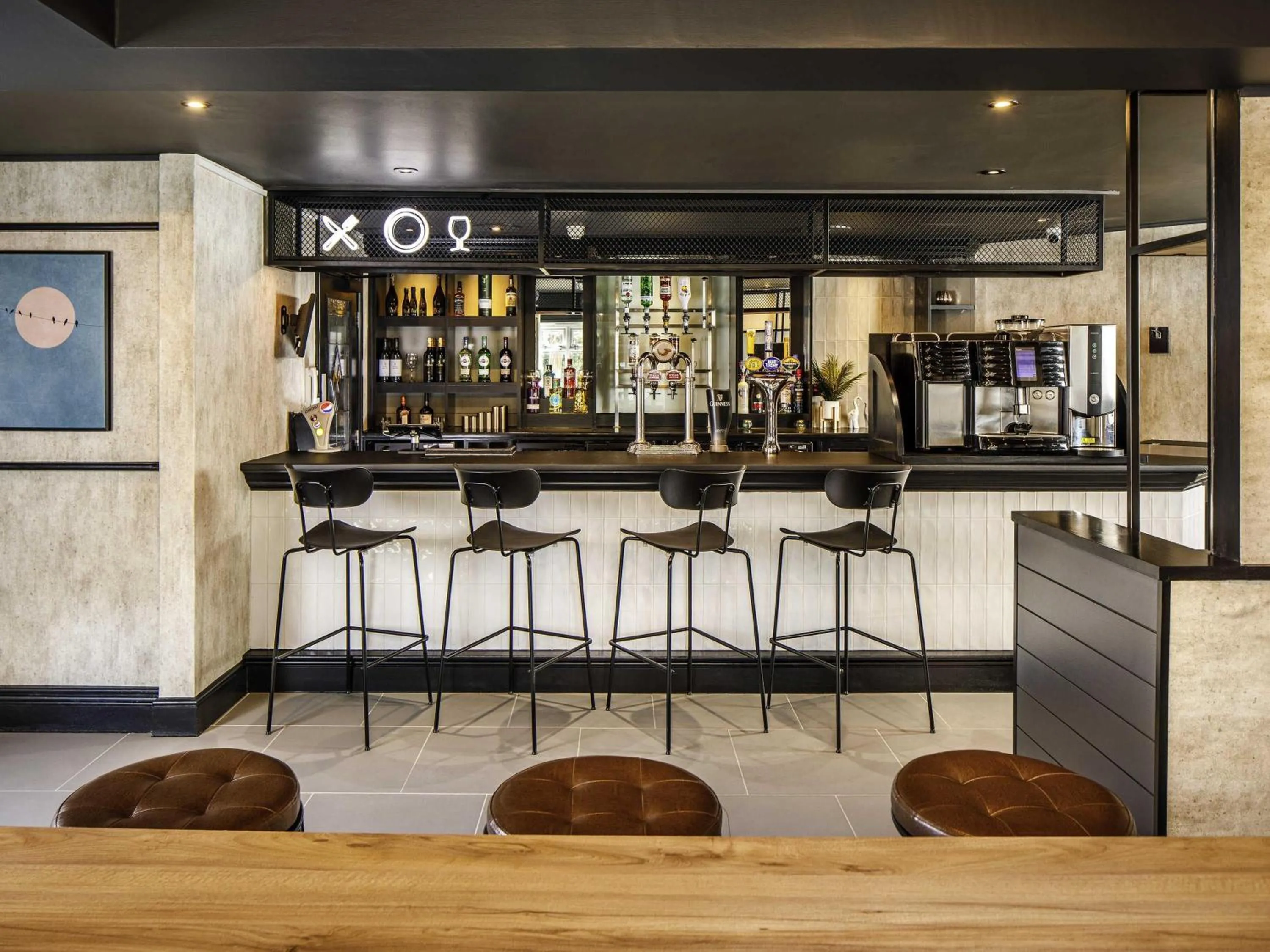 Restaurant/places to eat in ibis Wakefield East-Castleford