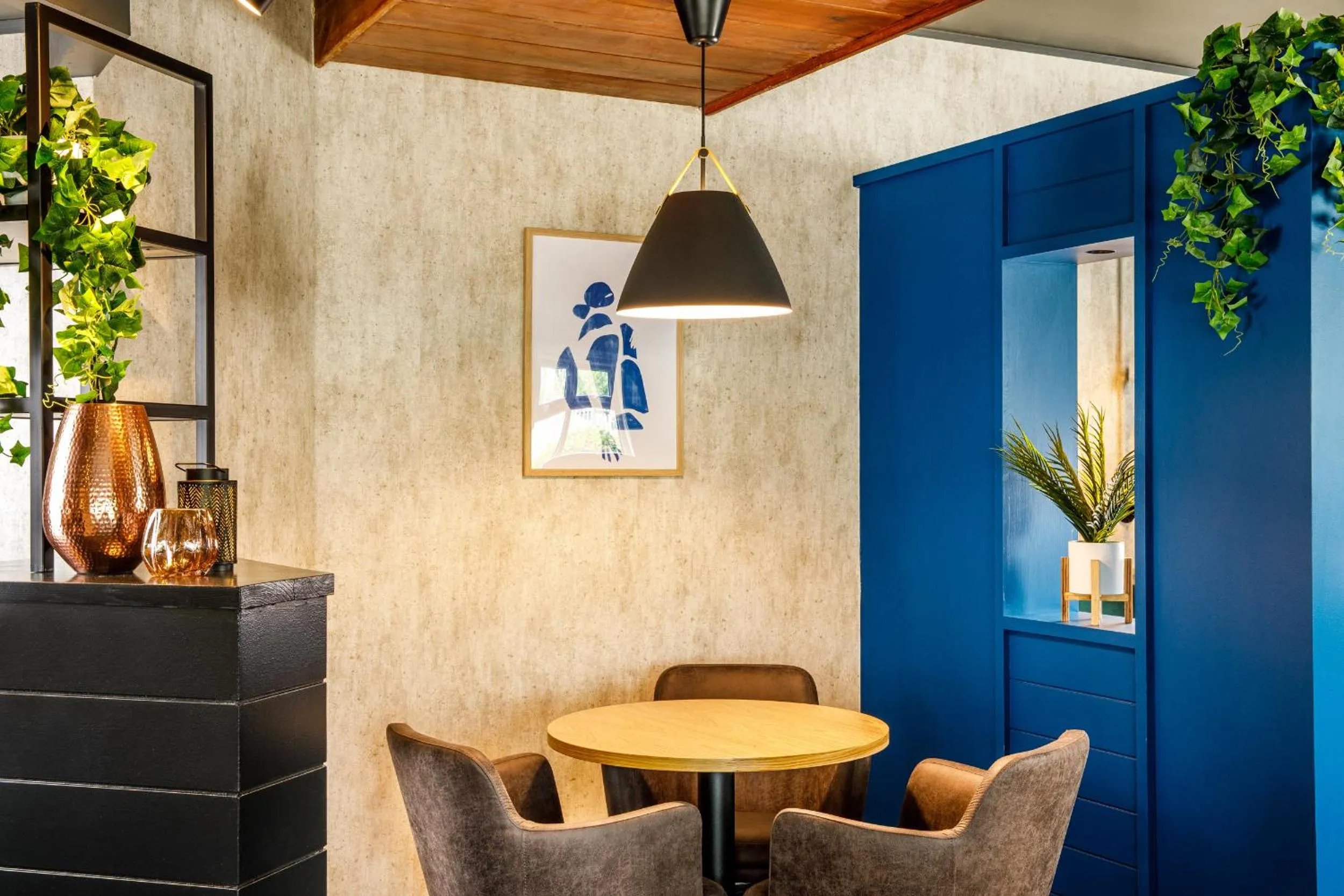 Restaurant/places to eat in ibis Wakefield East-Castleford