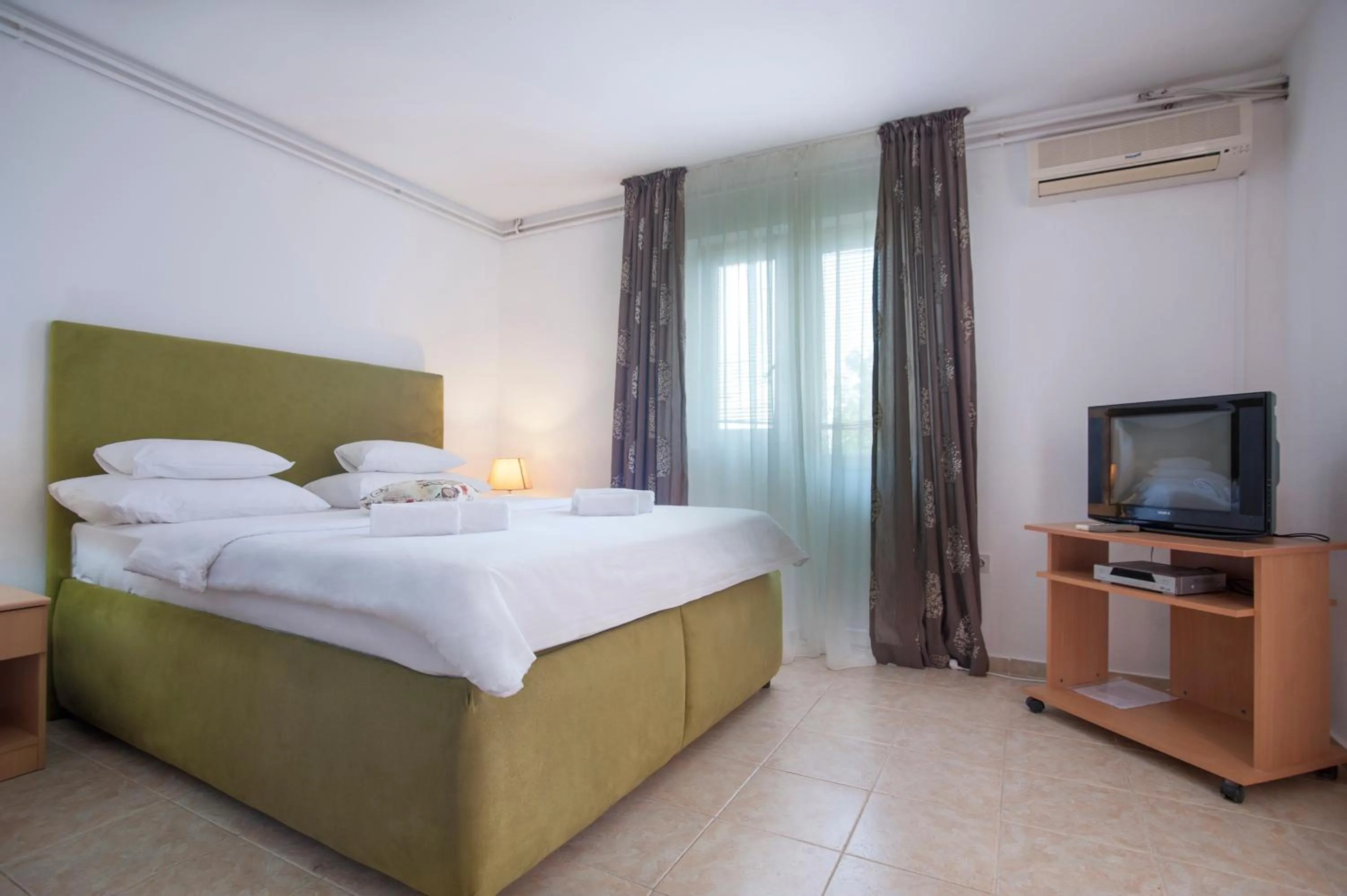 Bedroom, Bed in Apartments Grand