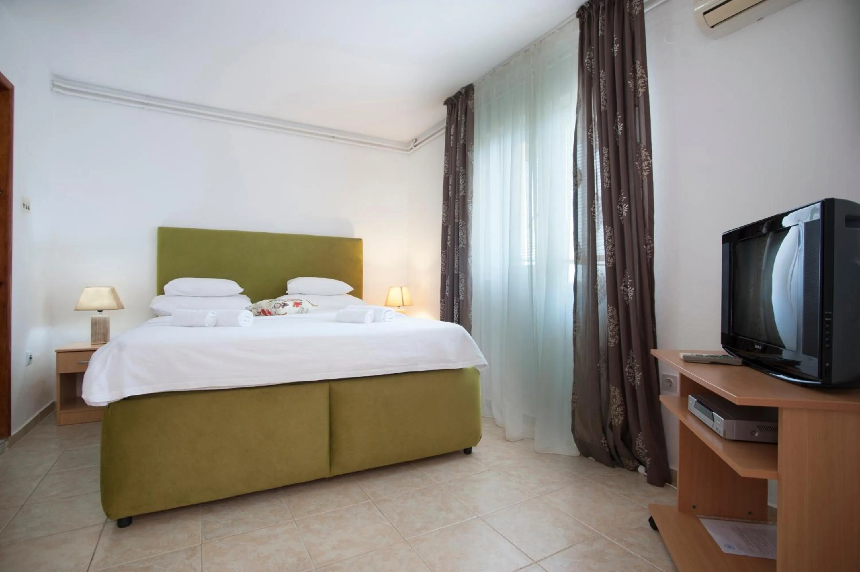 Bedroom, Bed in Apartments Grand