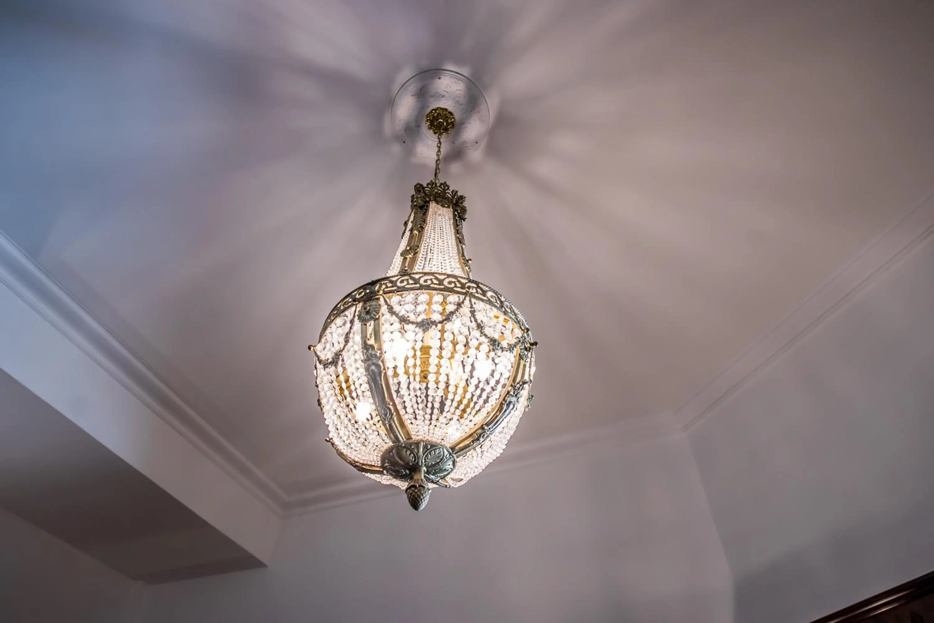 Property building in Castelar Hotel Santa Fe