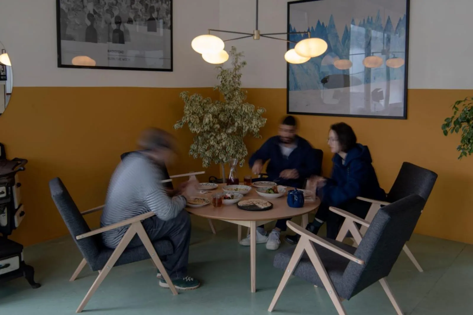 Restaurant/places to eat in Kazbegi View