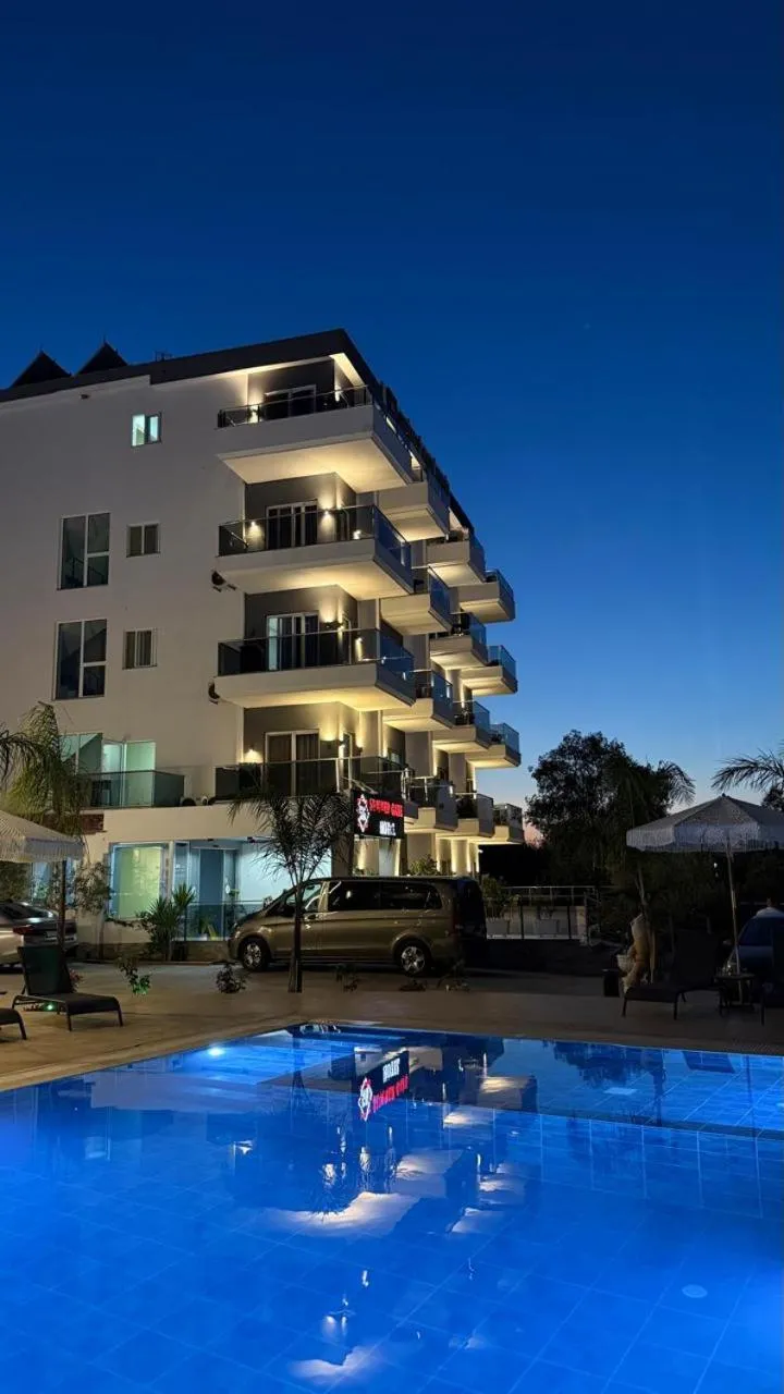 Summer Gate Hotel