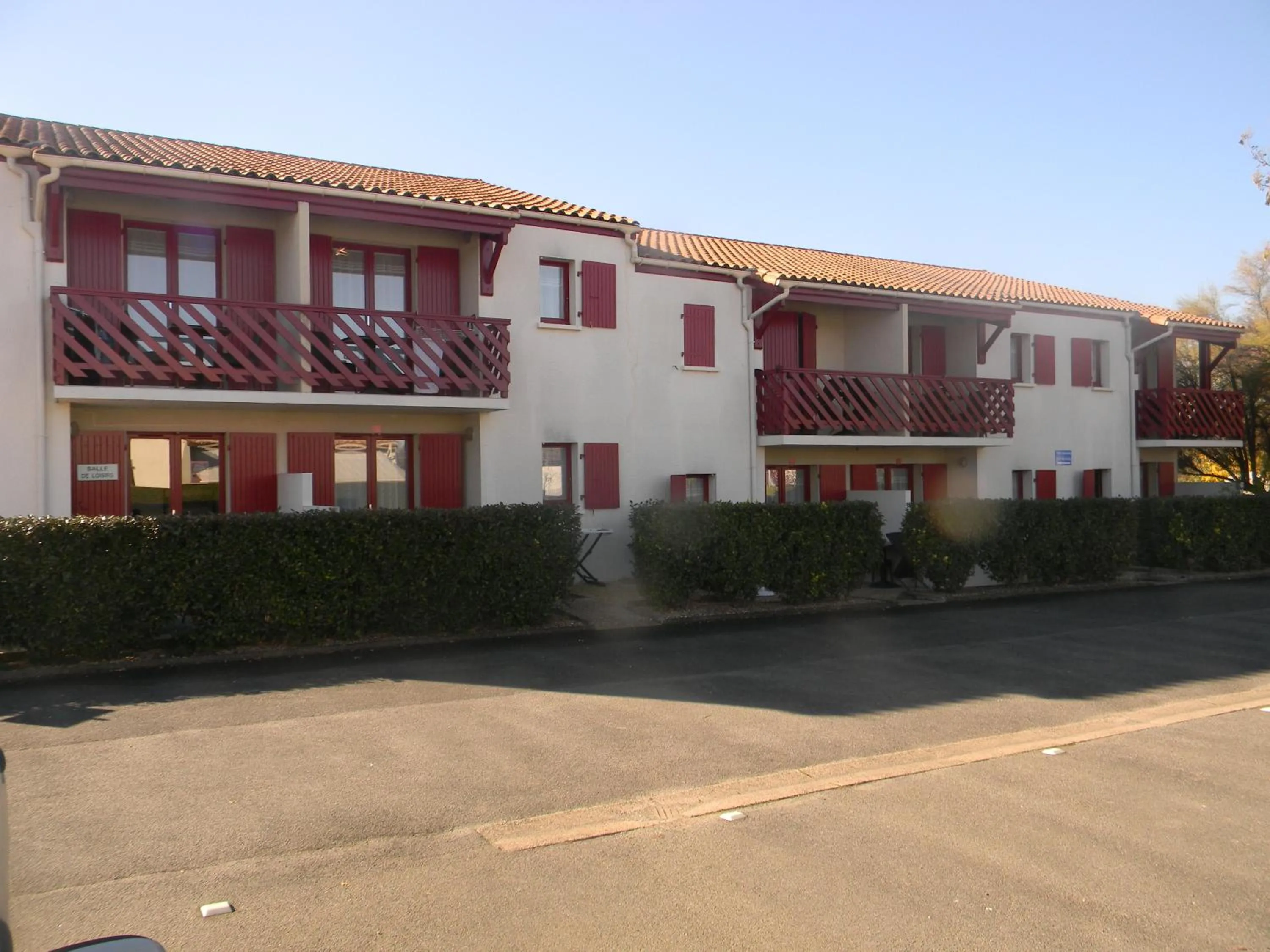 Facade/entrance in Résidence Hôtelière Hélios