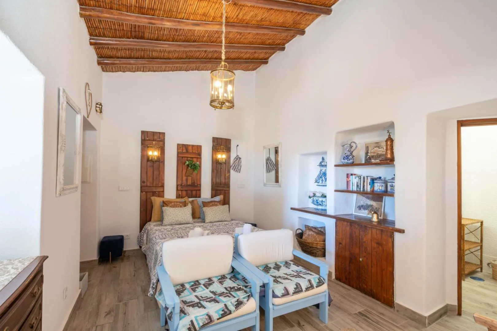 Bedroom in Bem Parece by Umbral