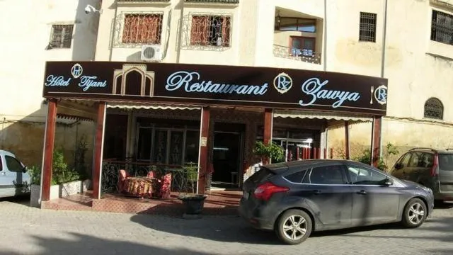 Facade/entrance in Hôtel Tijani