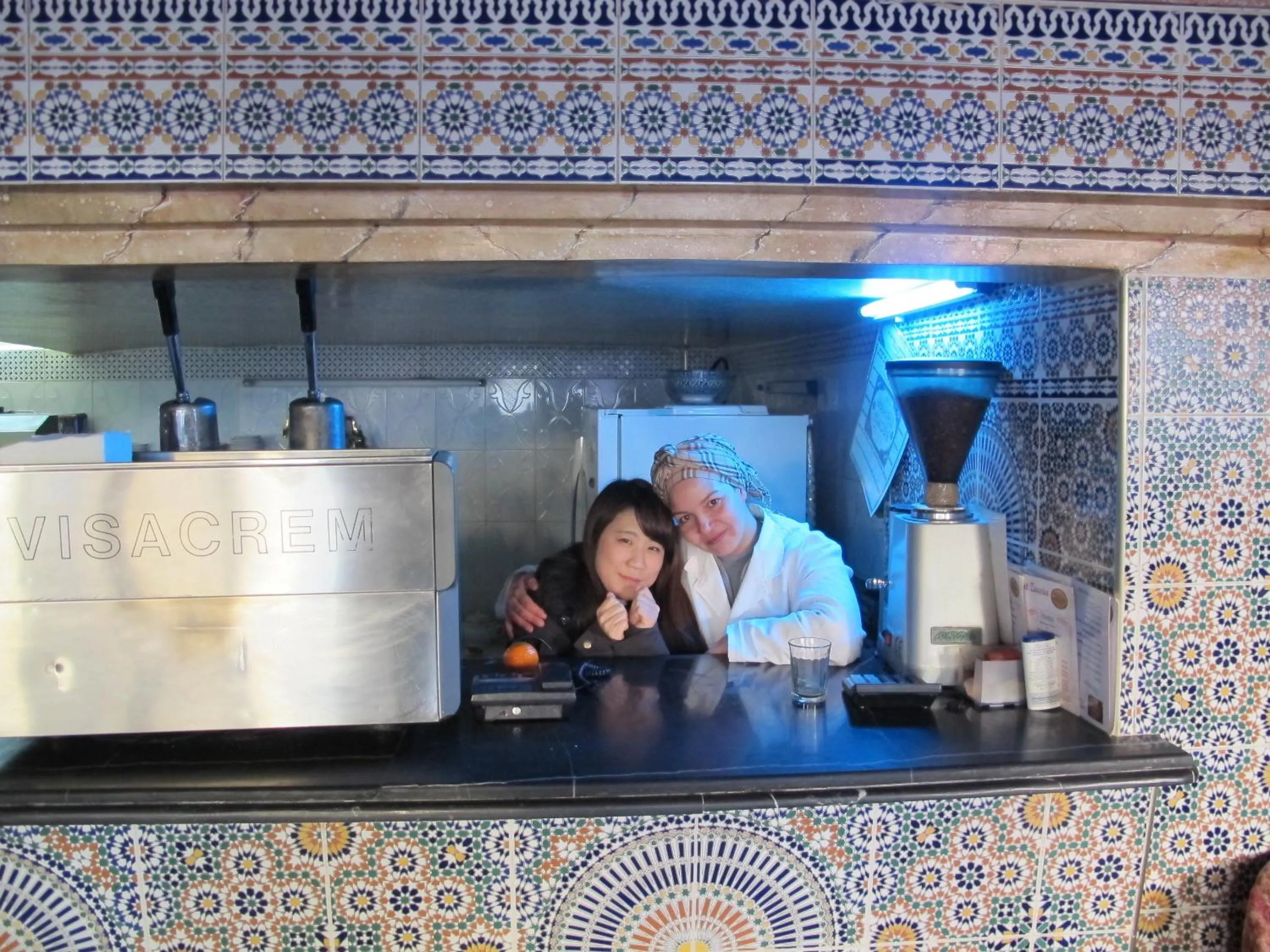 Restaurant/places to eat in Hôtel Tijani