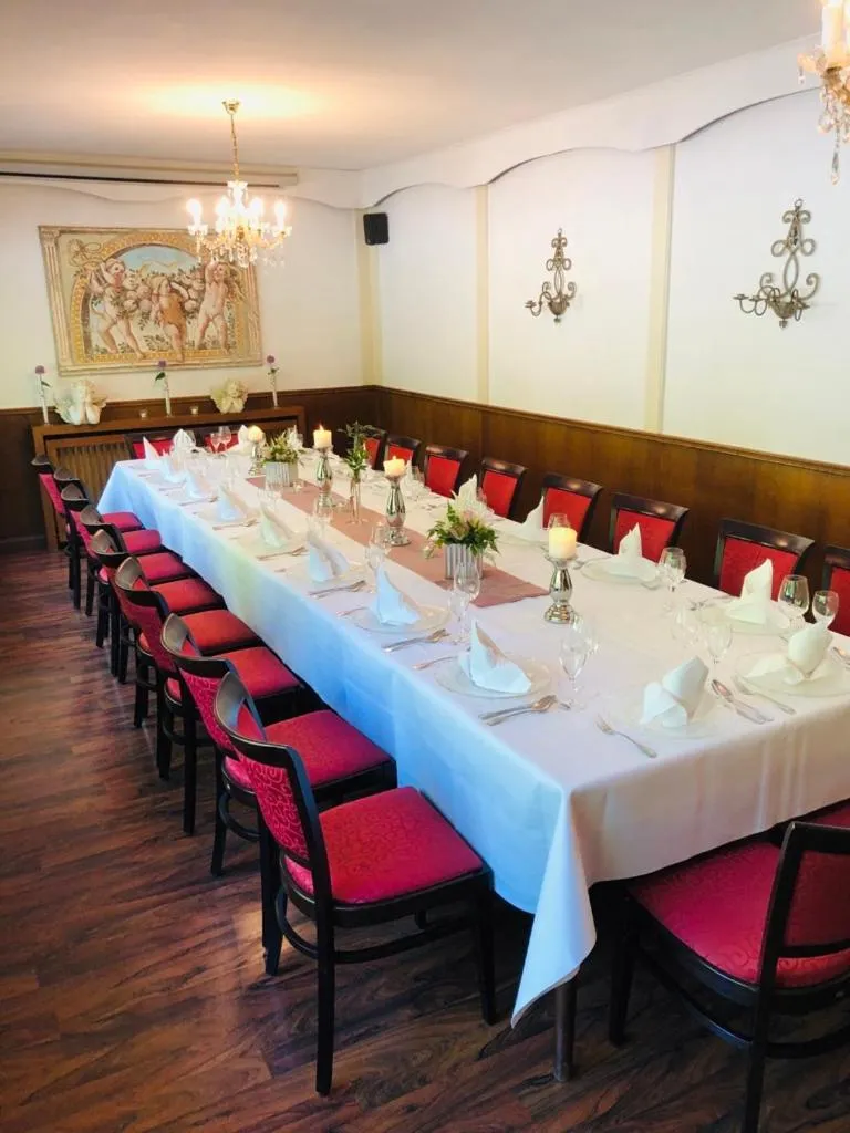 Restaurant/places to eat in Balkes Morhoff