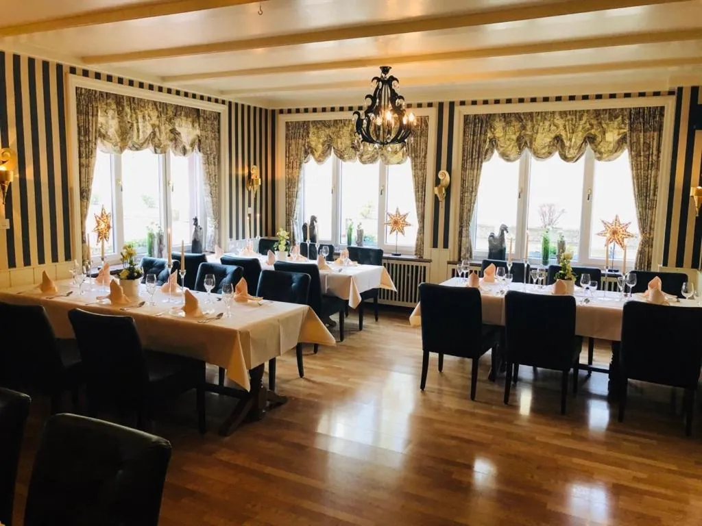 Restaurant/places to eat in Balkes Morhoff