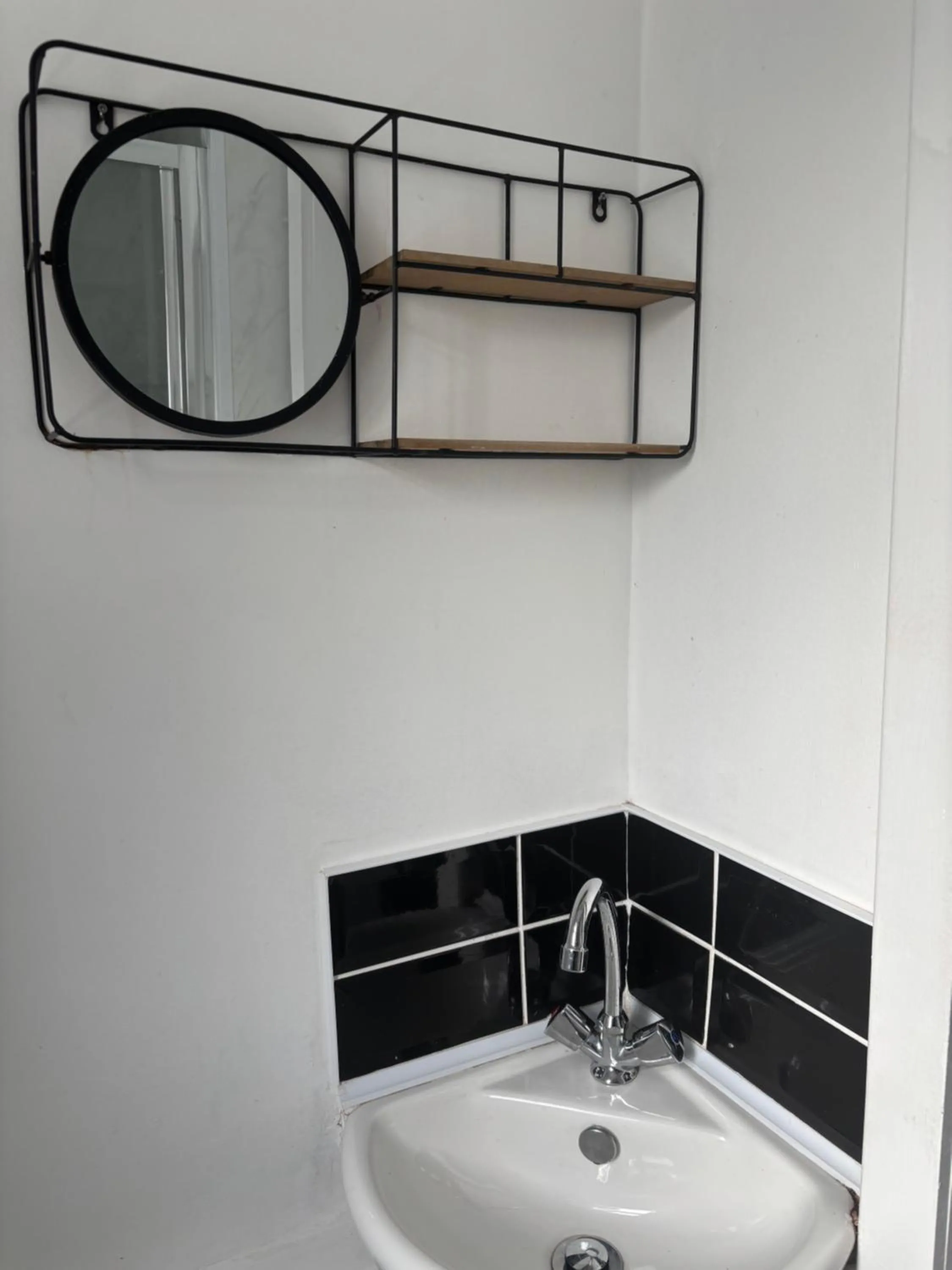 Double Room with En Suite Bathroom in Idan House