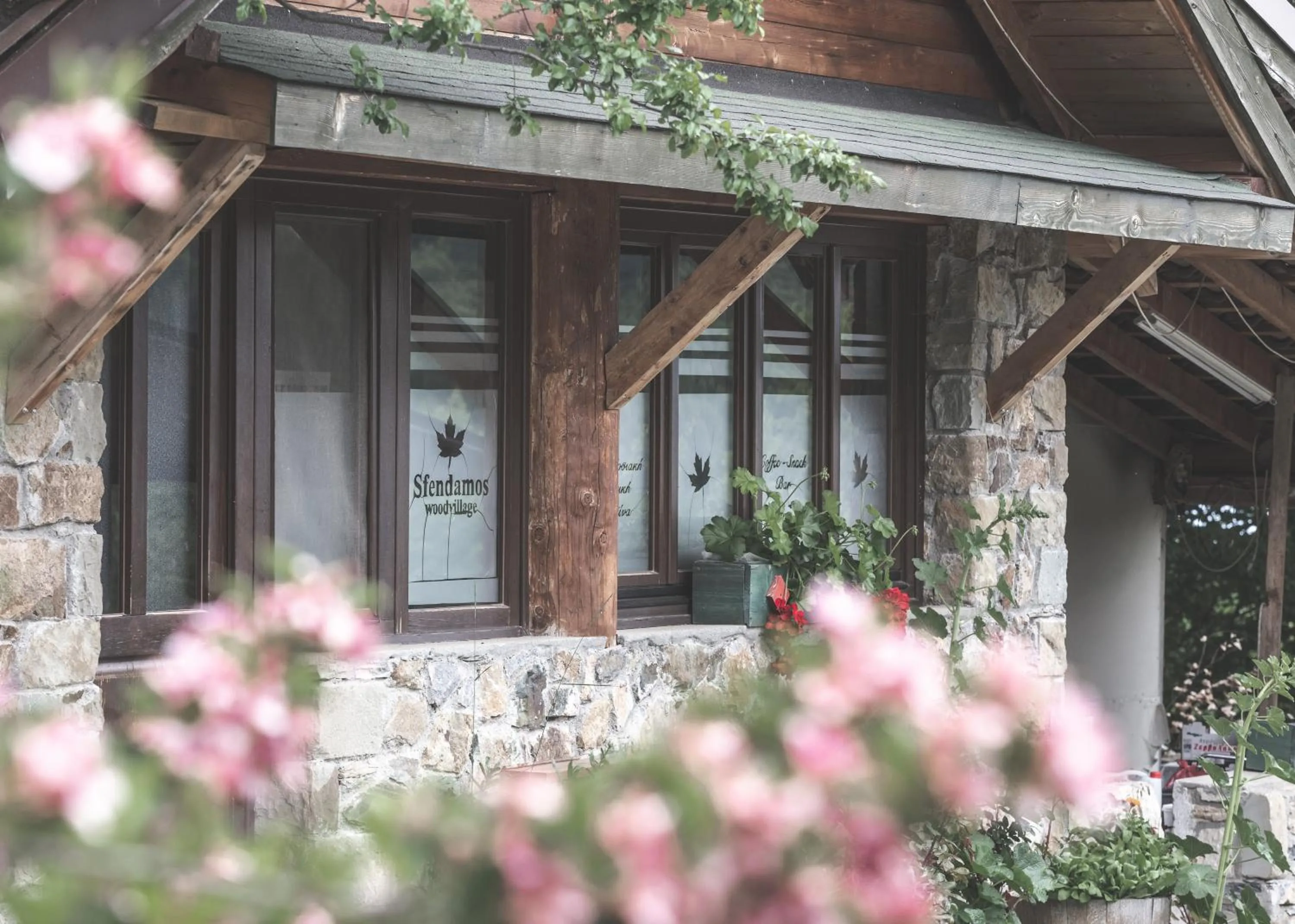 Facade/entrance in Sfendamos Wood Village