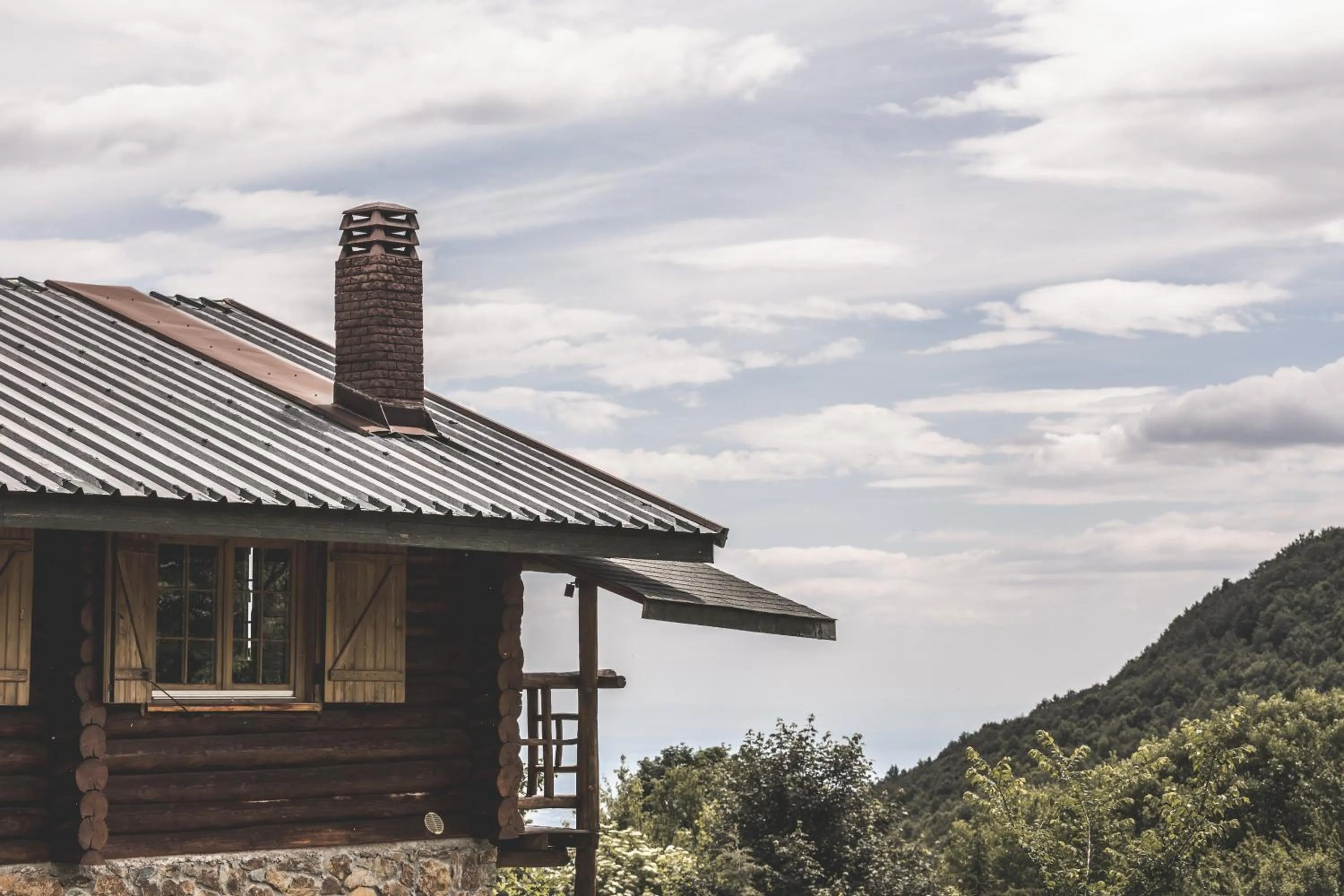 Spring in Sfendamos Wood Village