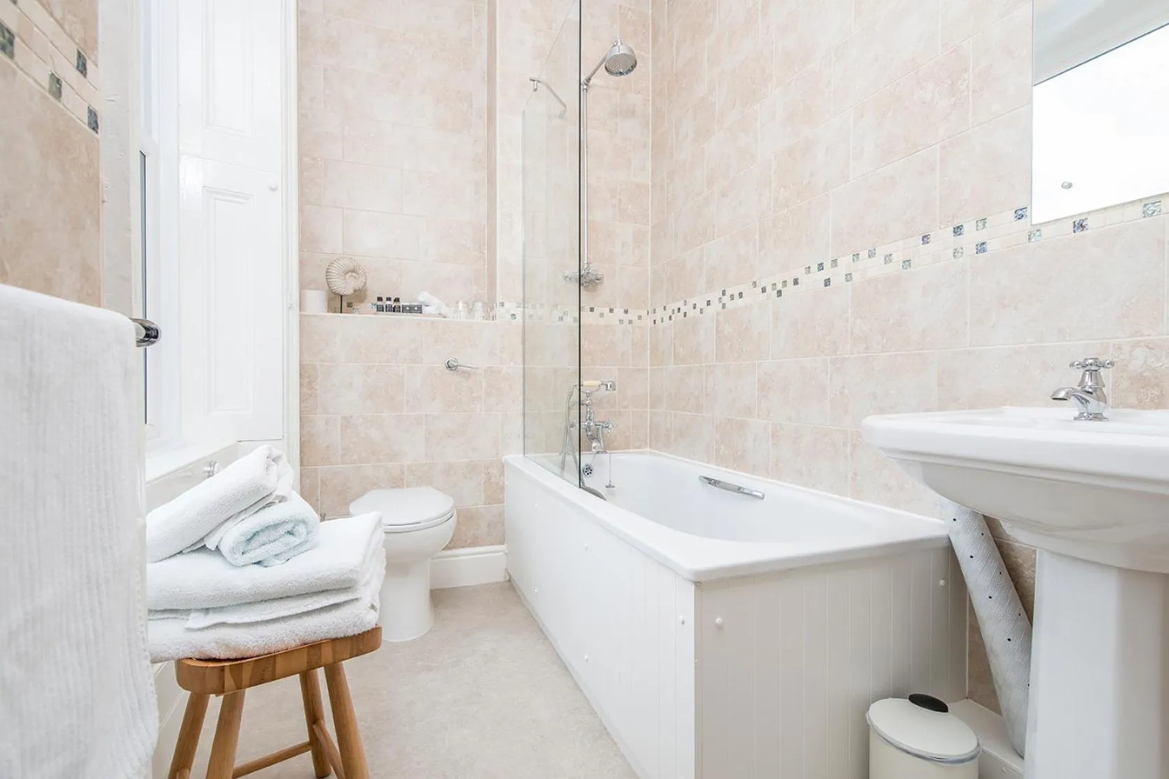 Bathroom in LLys Aeron "The Little Hotel"