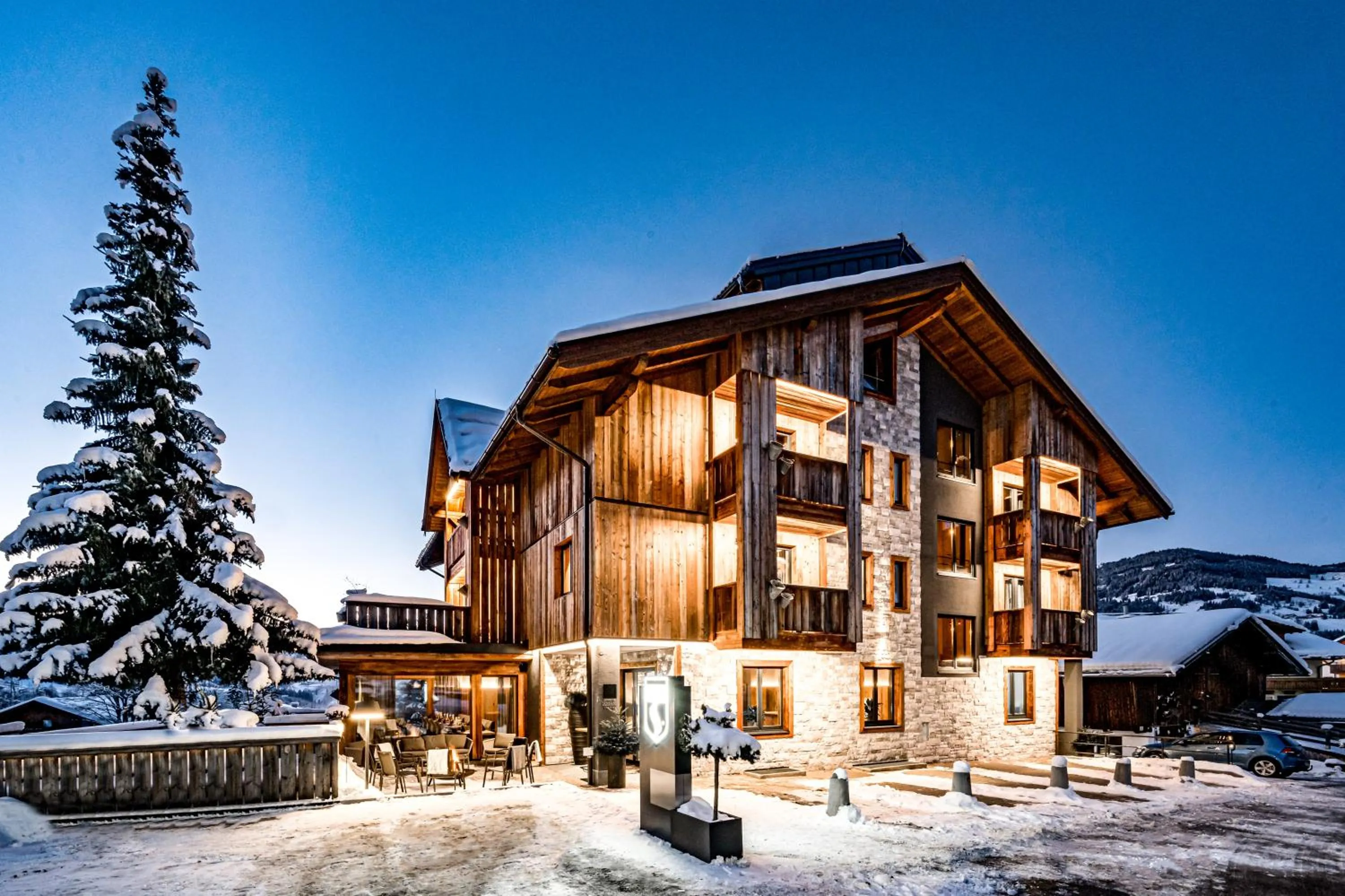 ALMMONTE SENSUM SUITES Boutique Hotel
