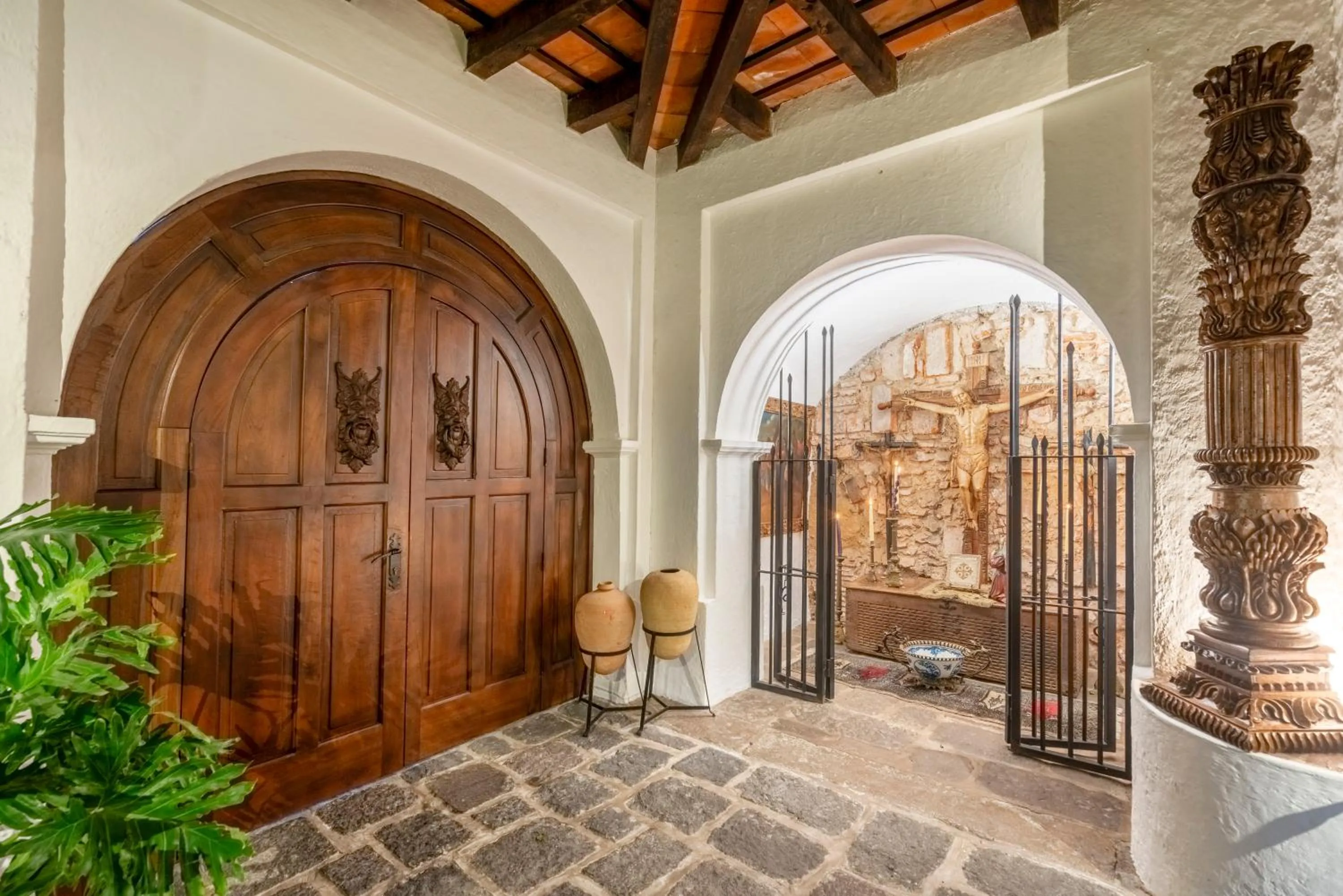 Inner courtyard view in Las Cruces Boutique Hotel