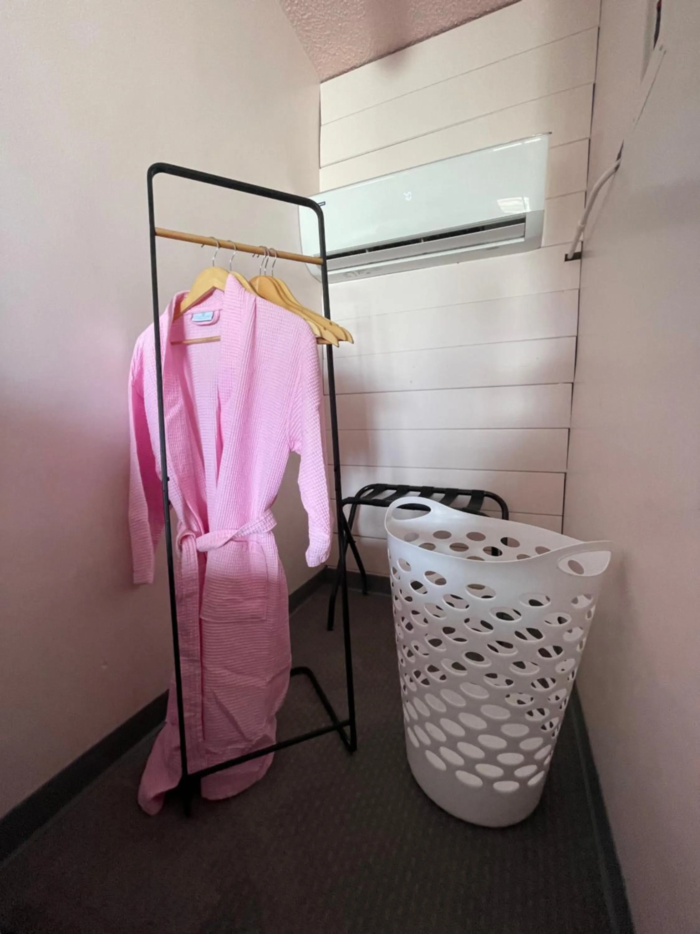 furniture in Rainbow Motel