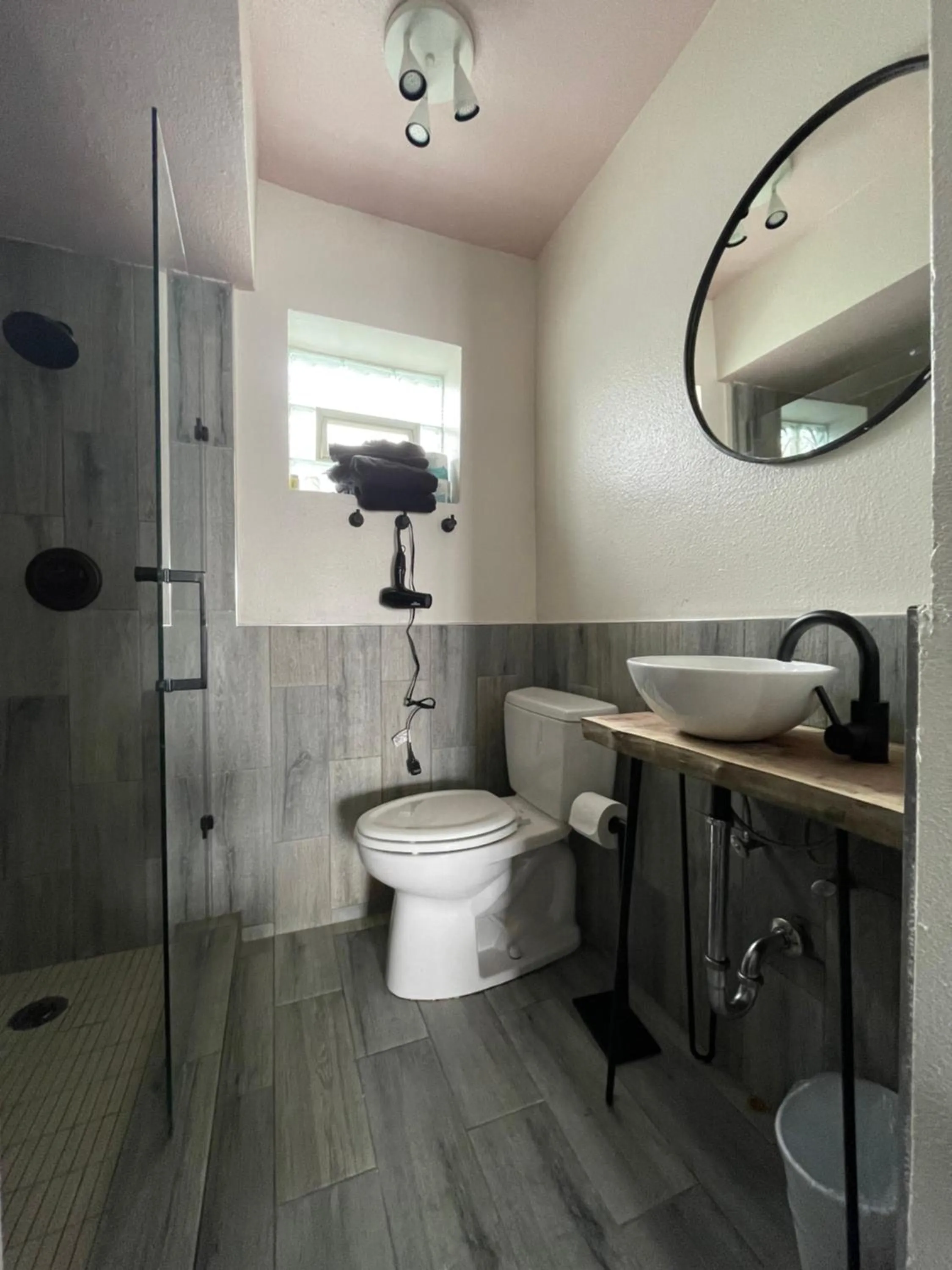 Shower in Rainbow Motel