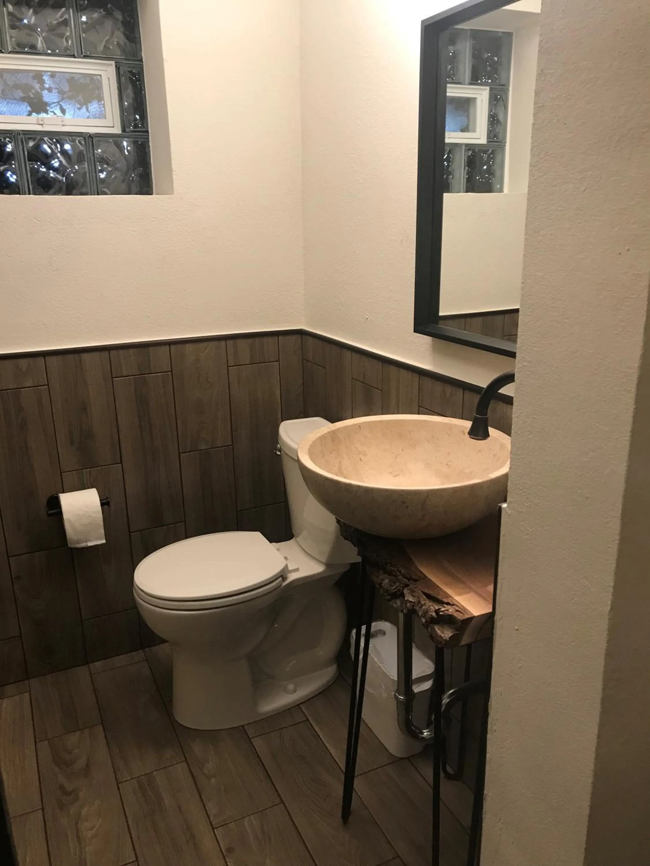 Toilet in Rainbow Motel