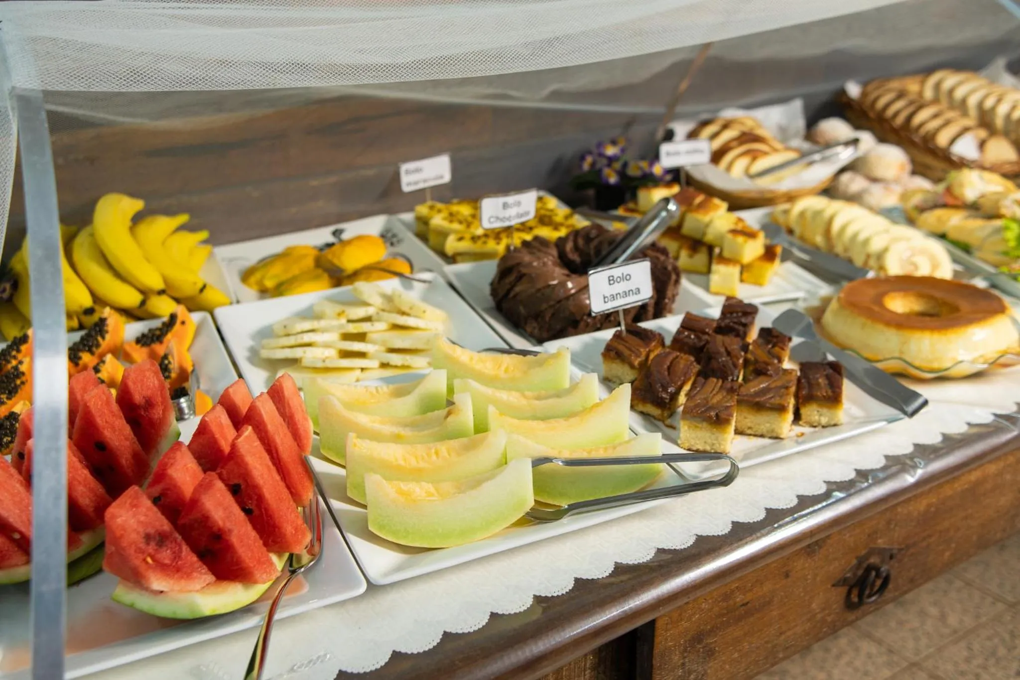 Breakfast in Pousada La Naila