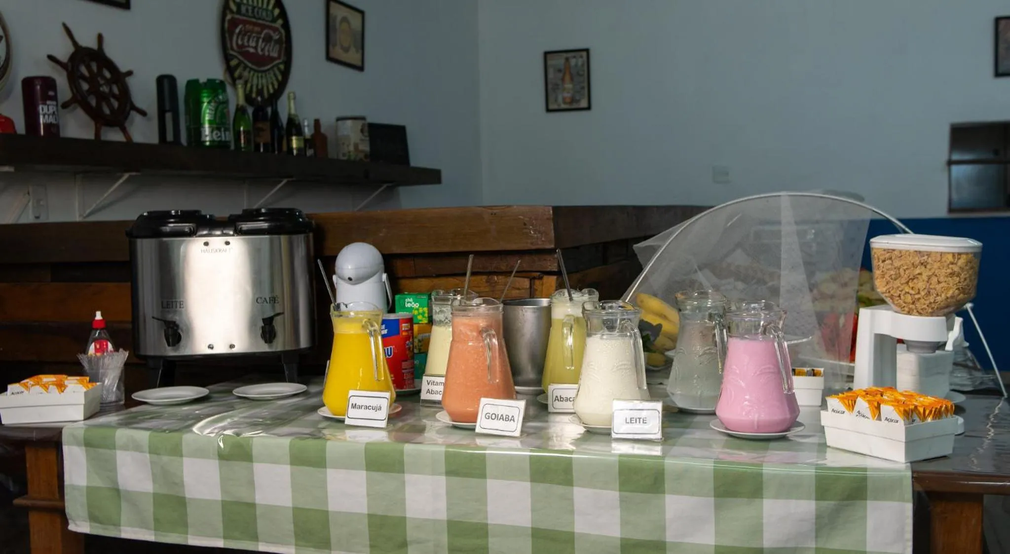 Breakfast in Pousada La Naila