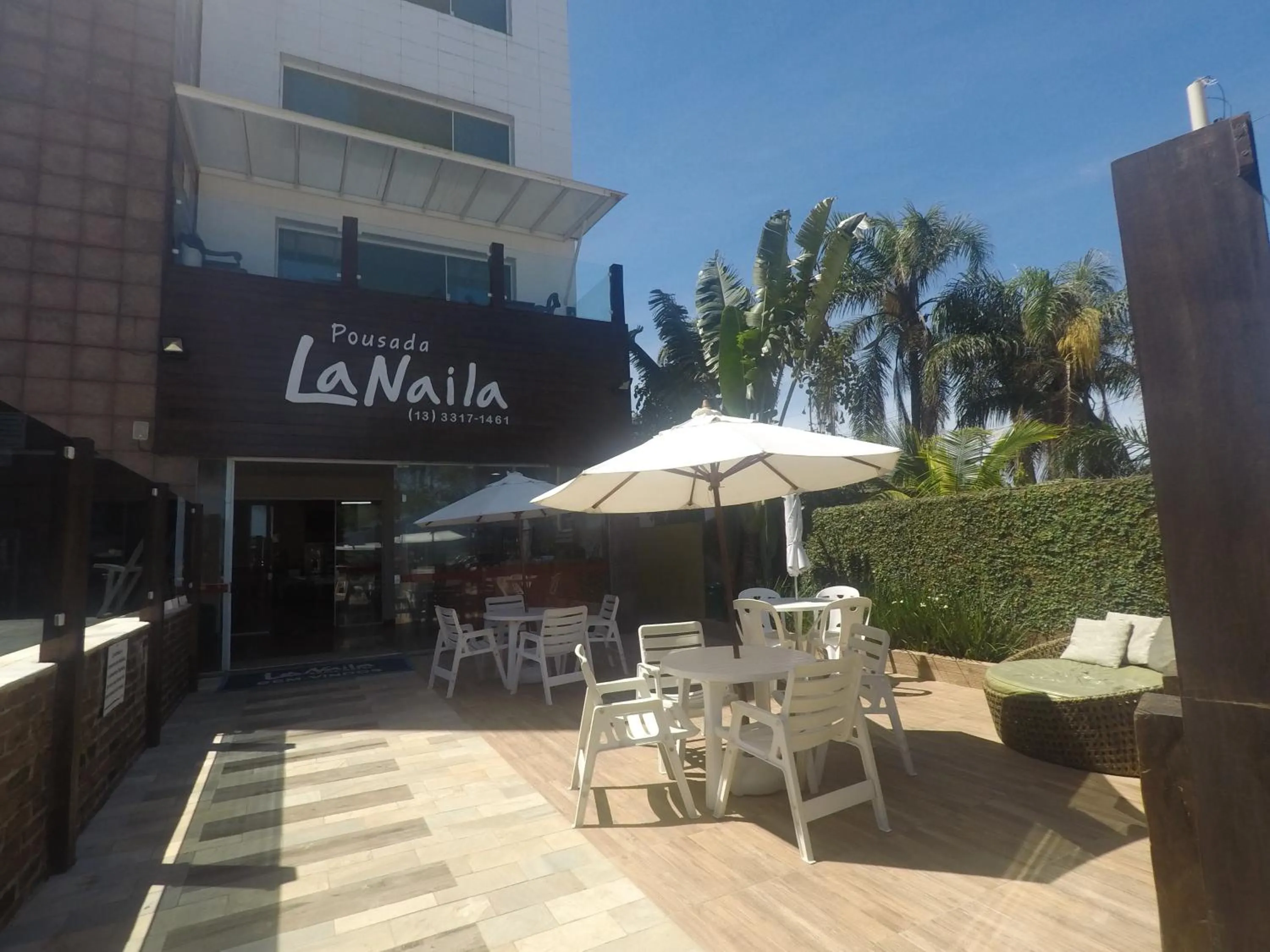 Facade/entrance in Pousada La Naila