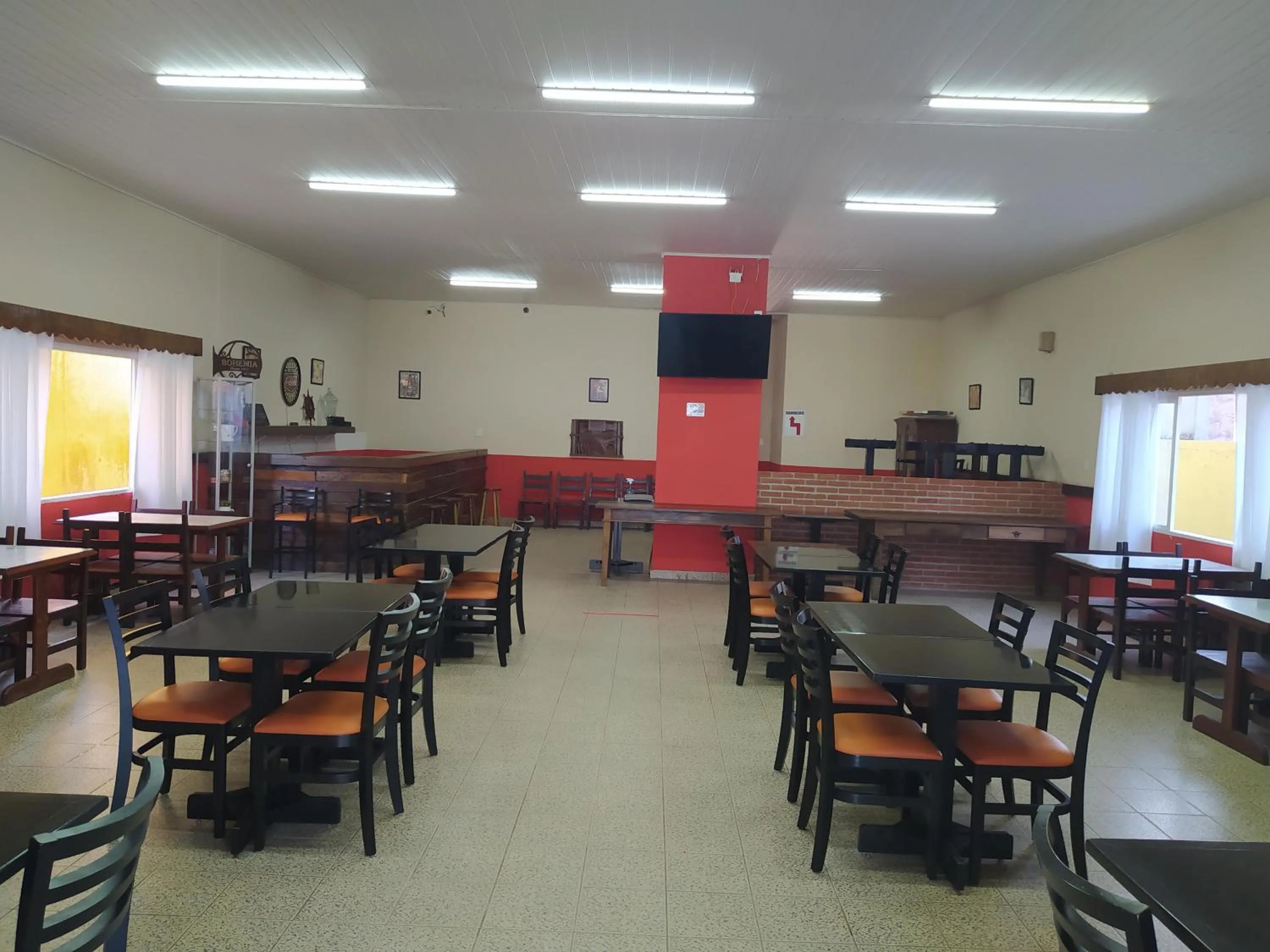 Meals in Pousada La Naila