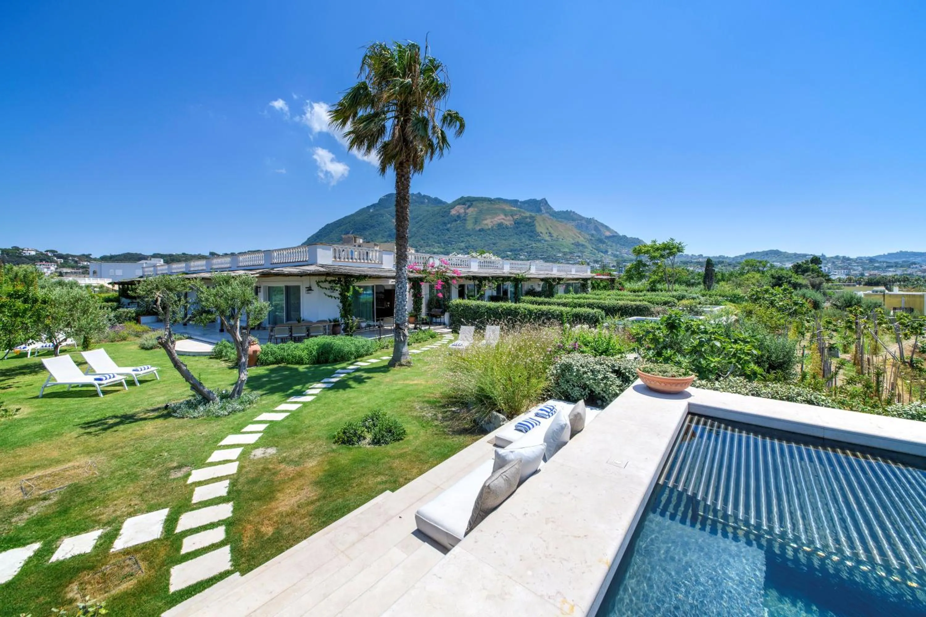 Garden in OraBlu Villas