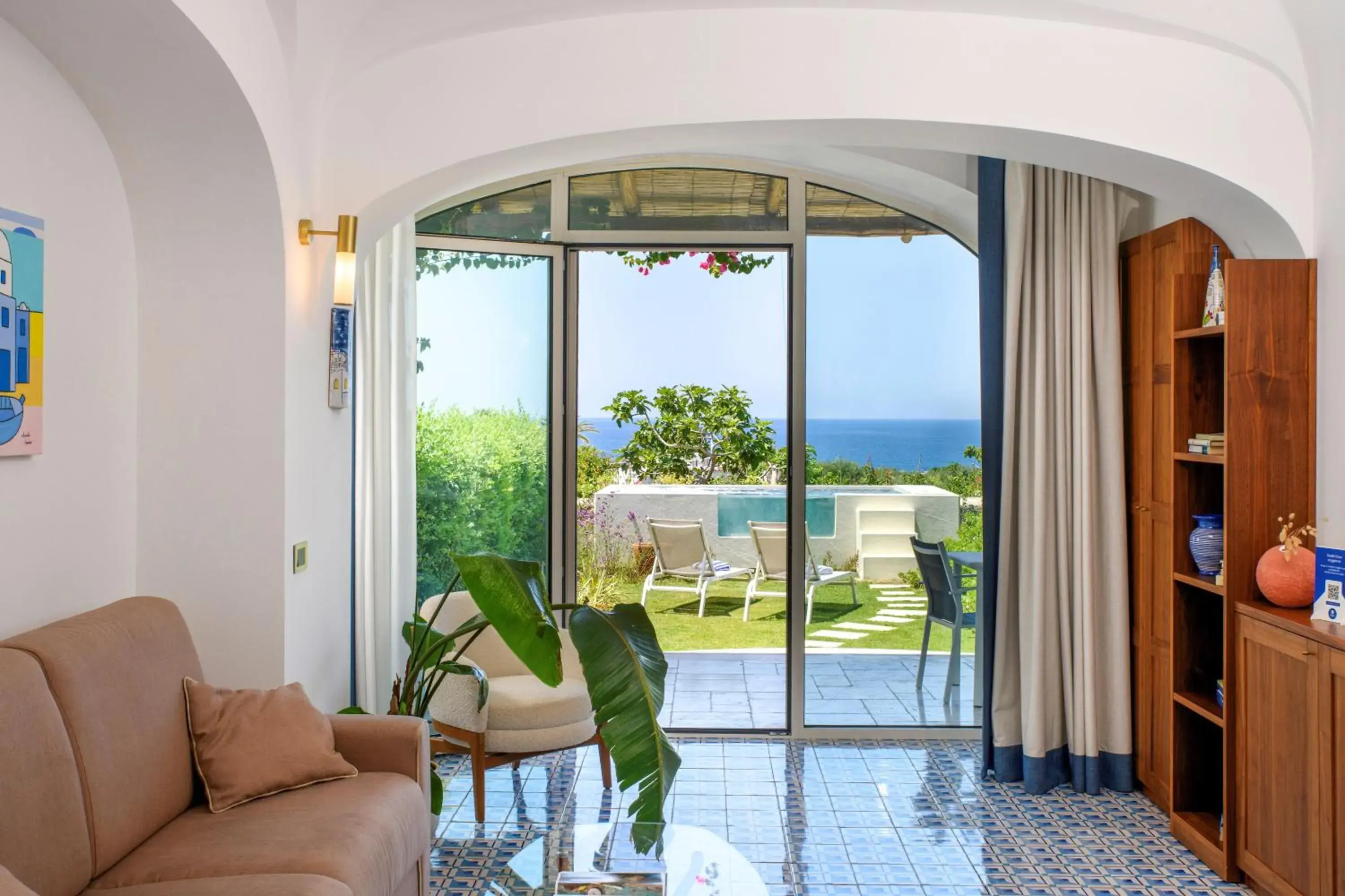 Superior Suite with Sea View in OraBlu Exclusive Villas Superior Suite with Sea View in OraBlu Exclusive Villas