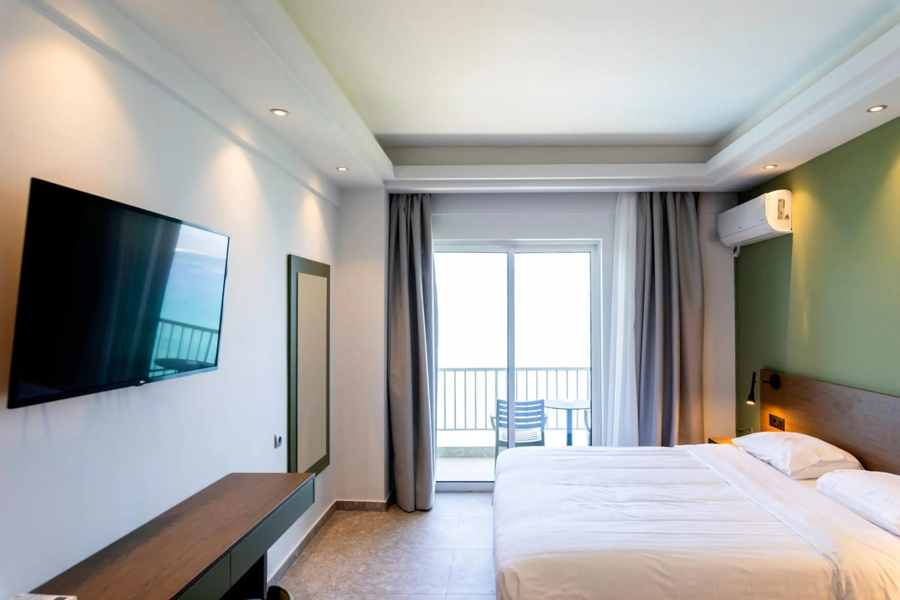 Bed in Messinian Bay