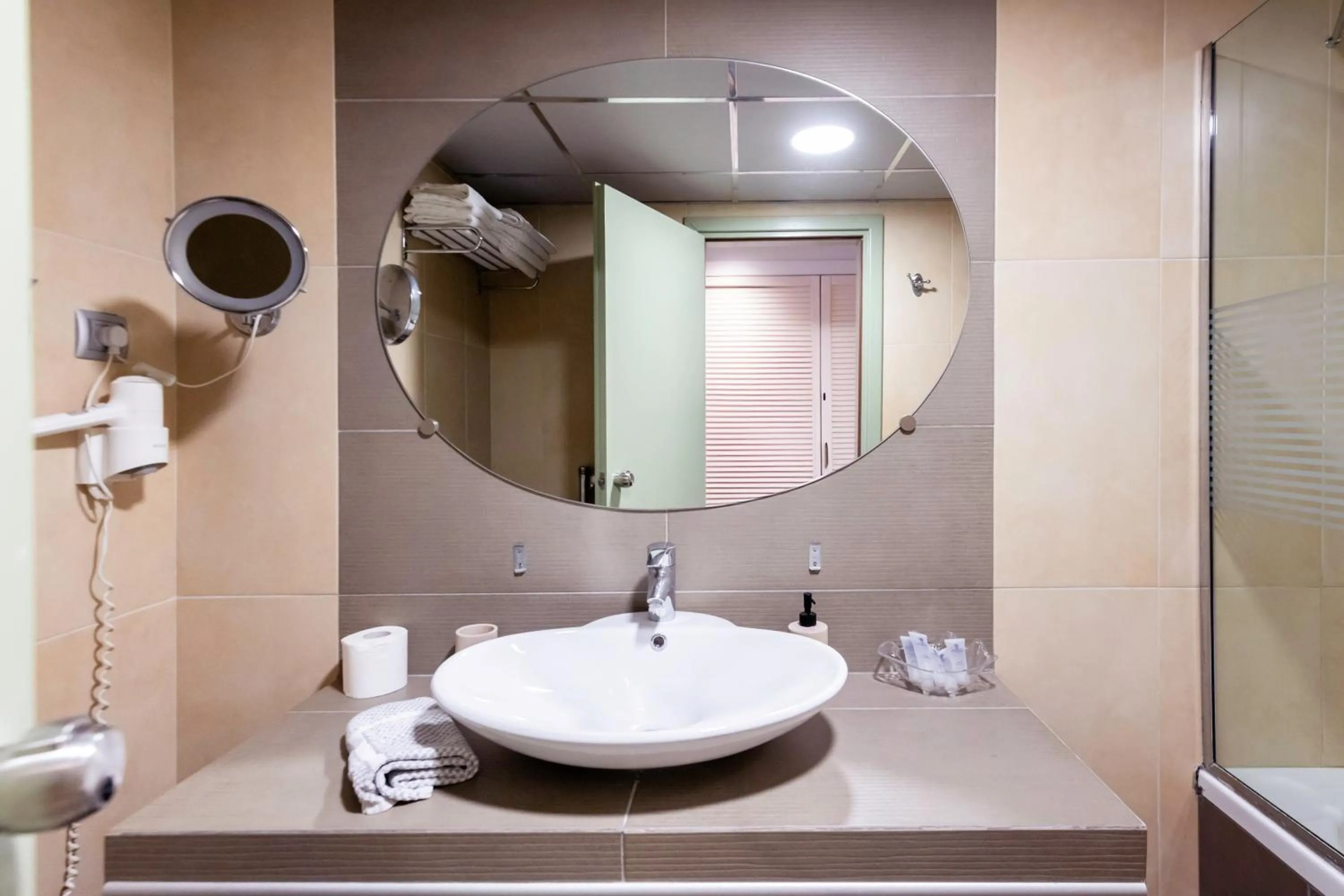 Toilet in Messinian Bay