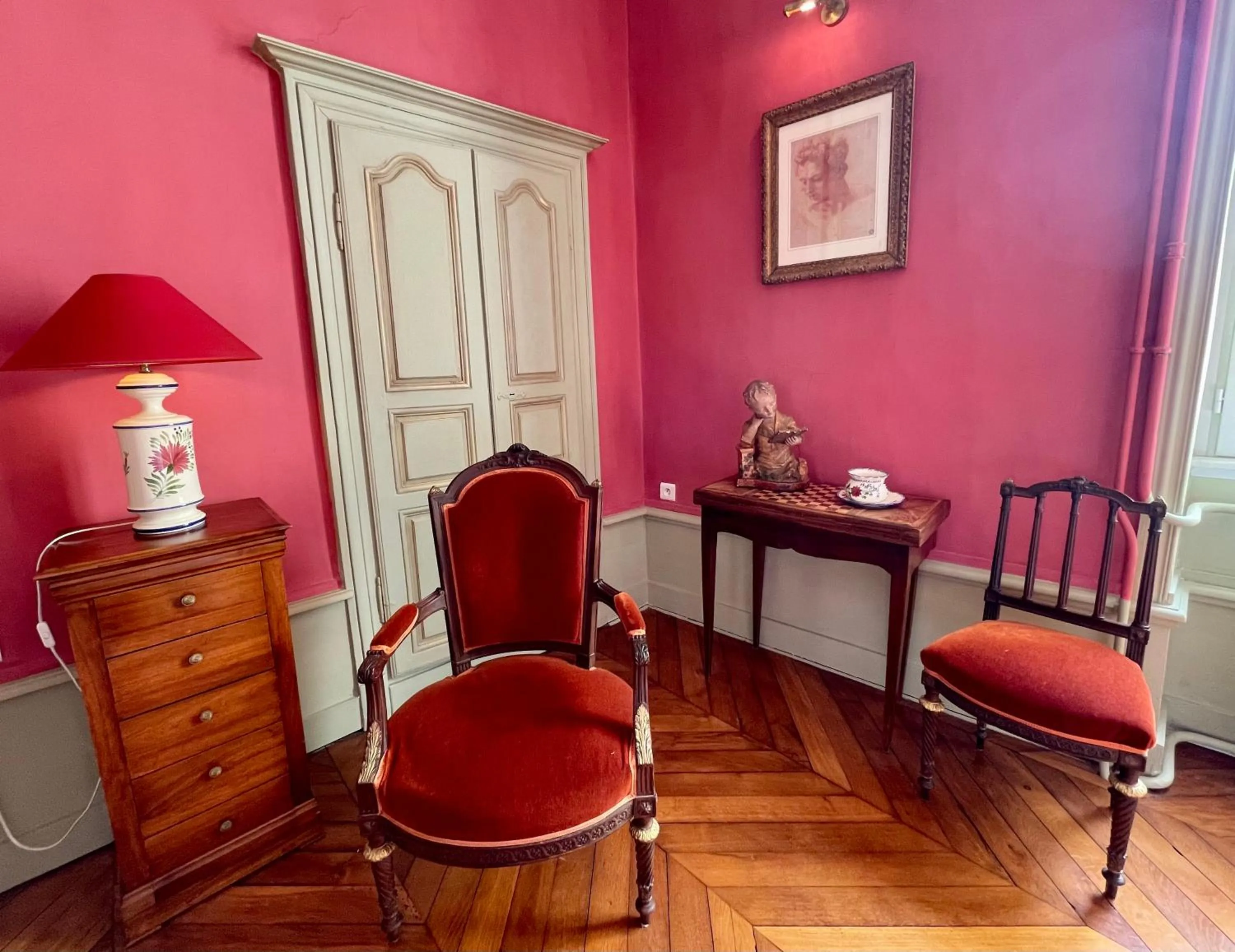 Seating area in Chambres d'Hôte Le Clos de L'Argolay