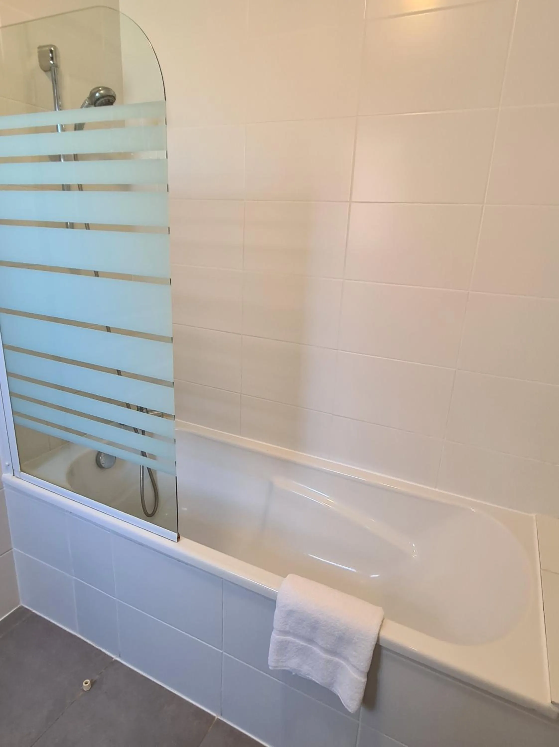 Bathroom in Park & Suites Village Gorges de l'Hérault-Cévennes