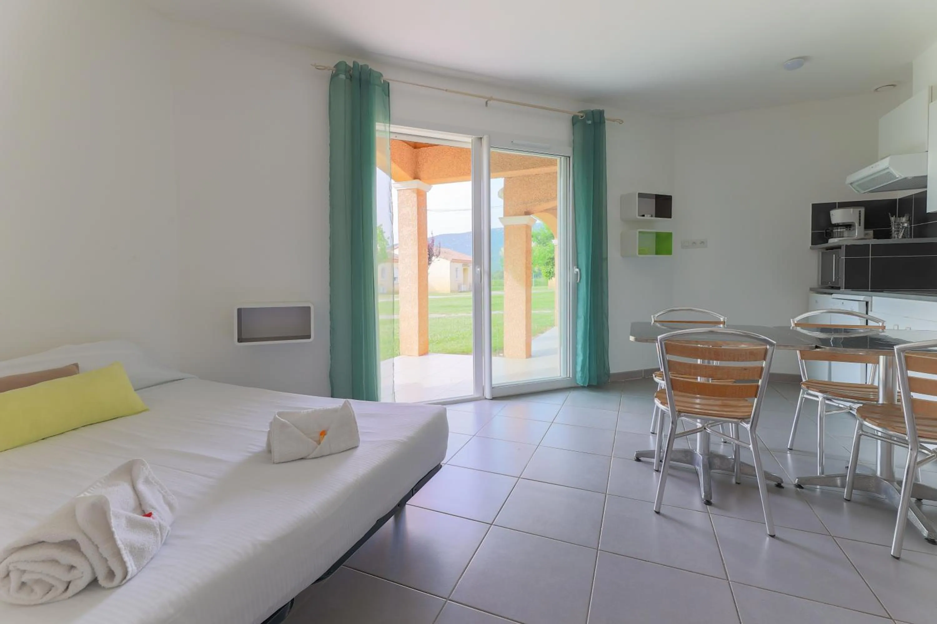 Bed in Park & Suites Village Gorges de l'Hérault-Cévennes