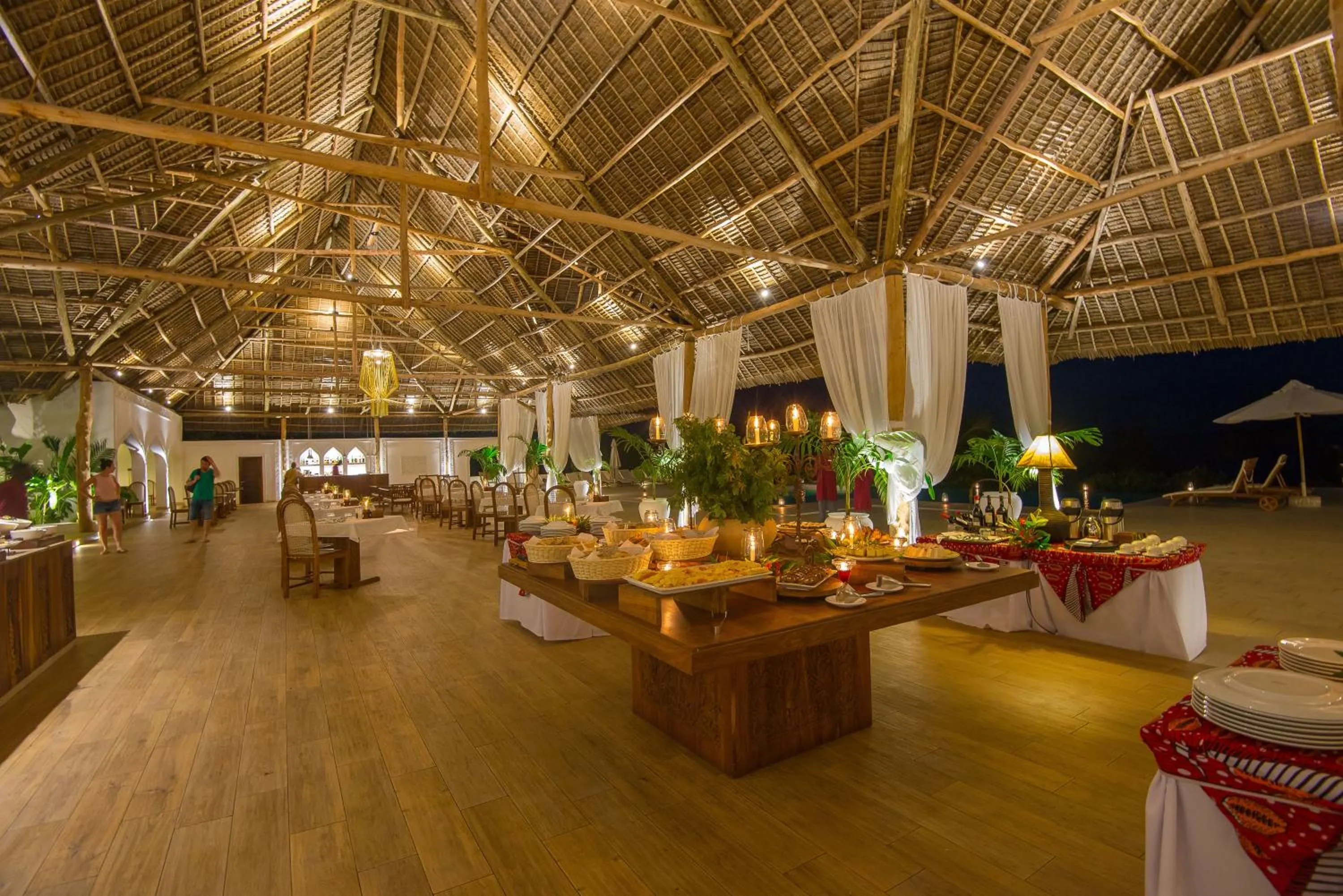 Restaurant/places to eat in Konokono Beach Resort and Isaraya Luxury Overwater Villas