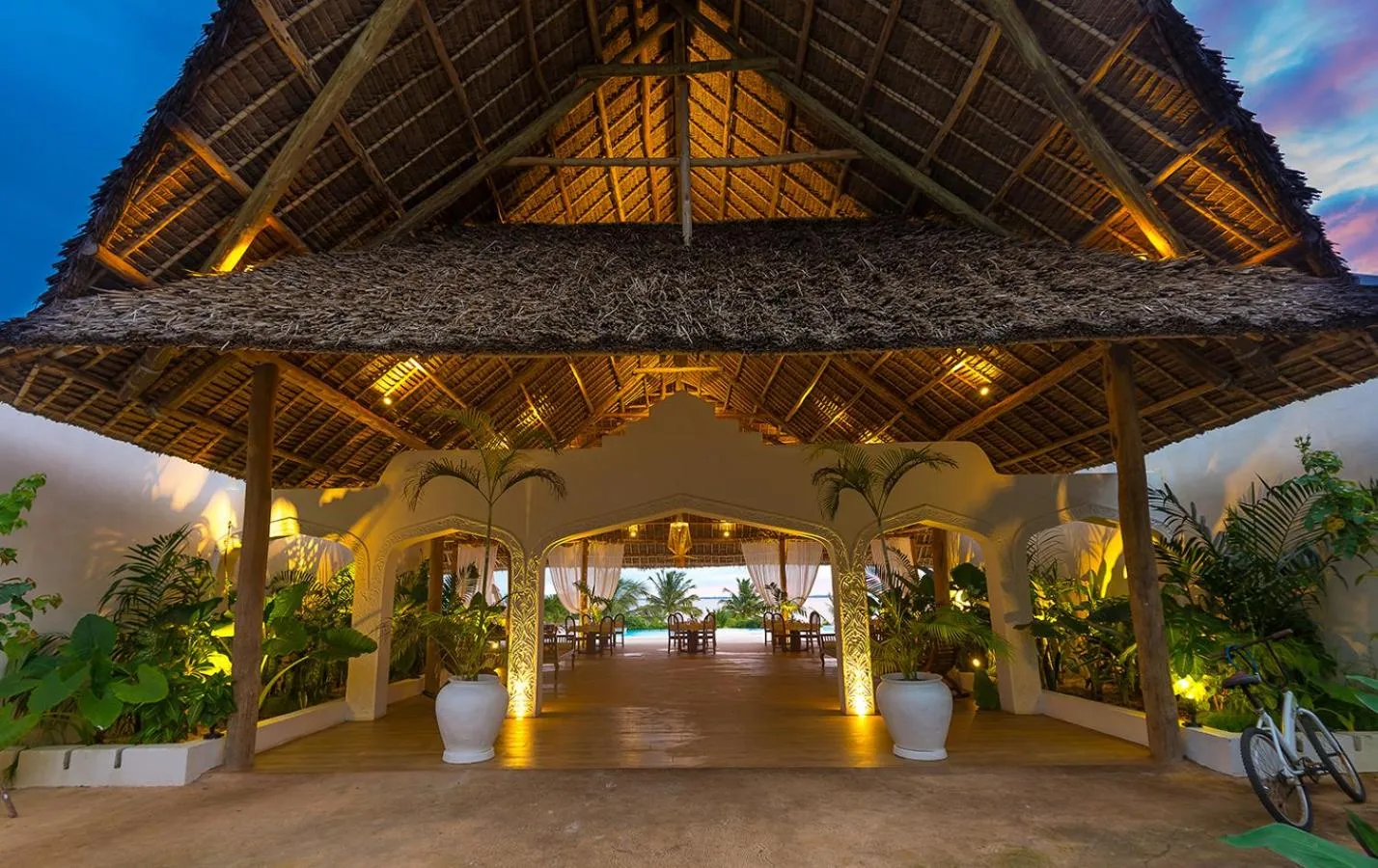 Restaurant/places to eat in Konokono Beach Resort and Isaraya Luxury Overwater Villas