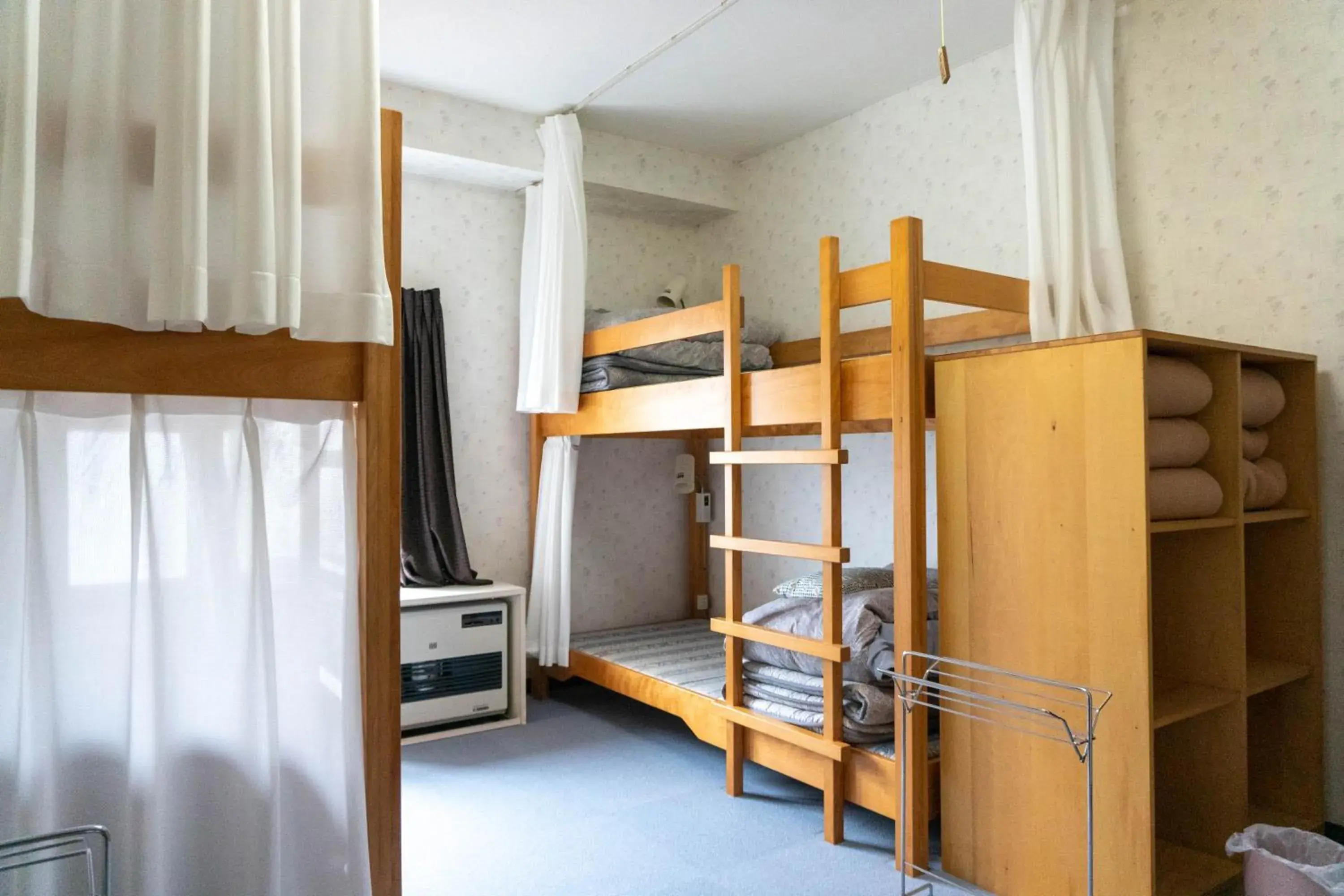 Bed in 6-Bed Mixed Dormitory Room in Guest House Moshiripa Bed in 6-Bed Mixed Dormitory Room in Guest House Moshiripa