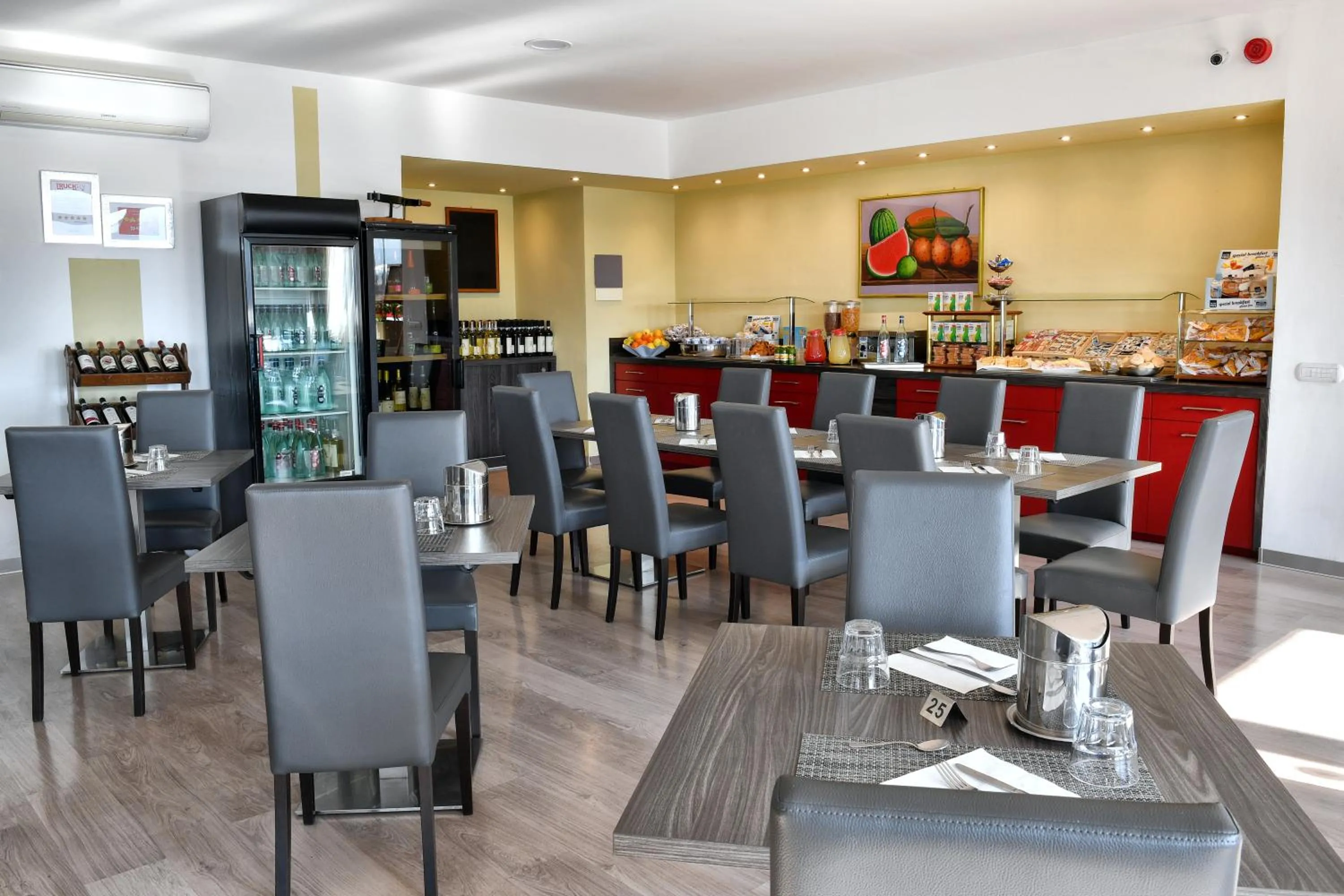 Restaurant/places to eat in Hotel Motel Europa