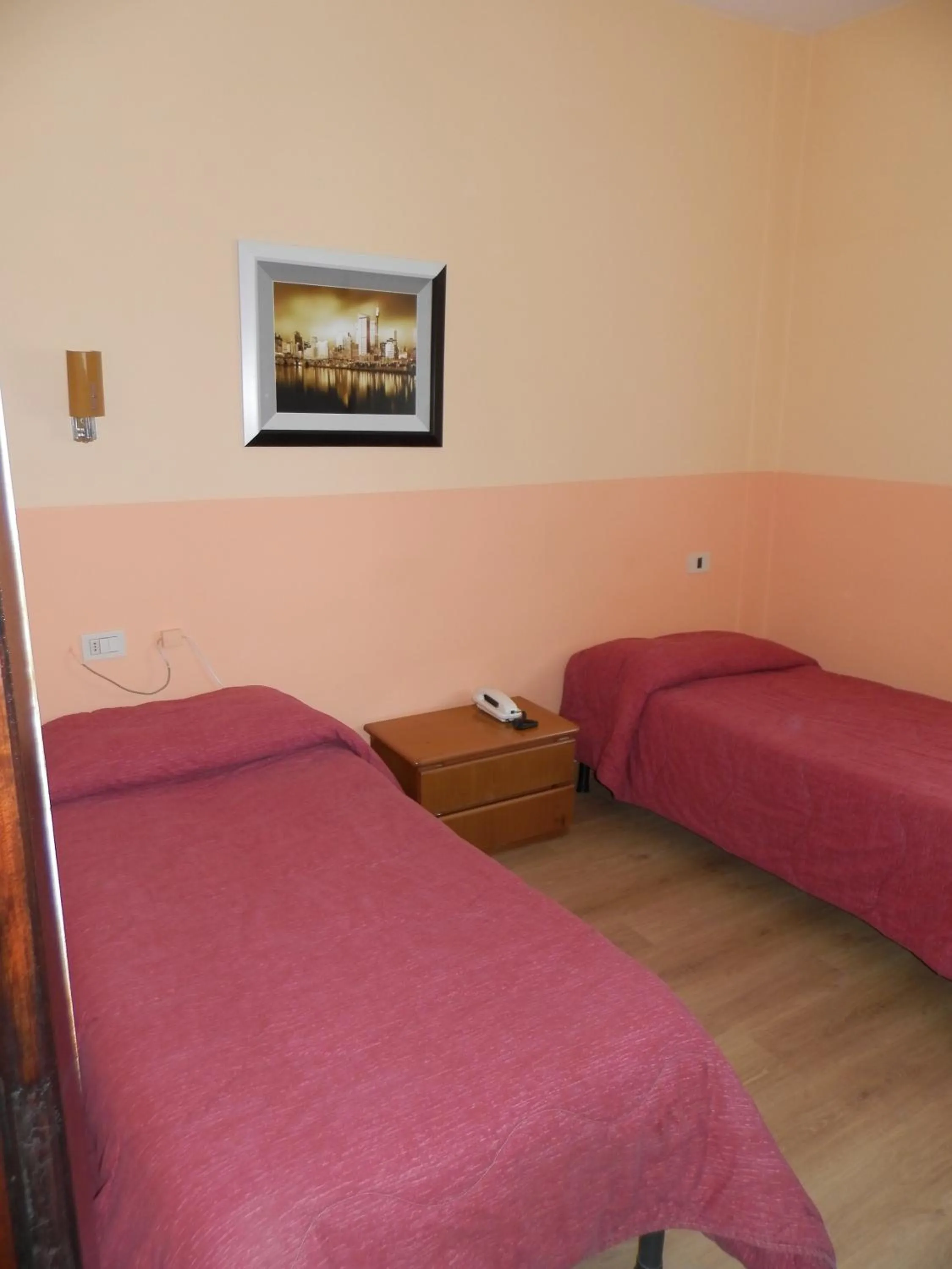 Bed in Hotel Motel Europa